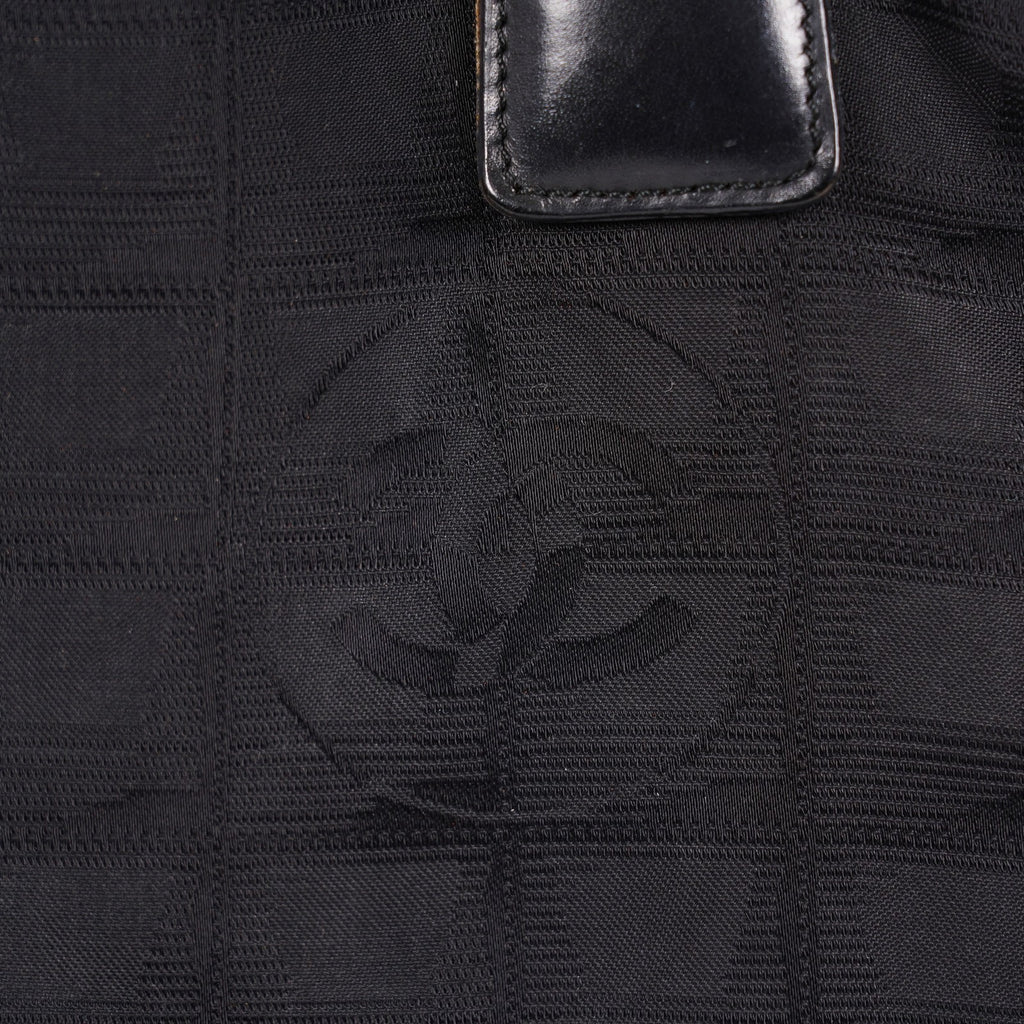 Chanel Old Travel Line Tote MM Black Nylon Shoulder Bag CC Used 06E111155030