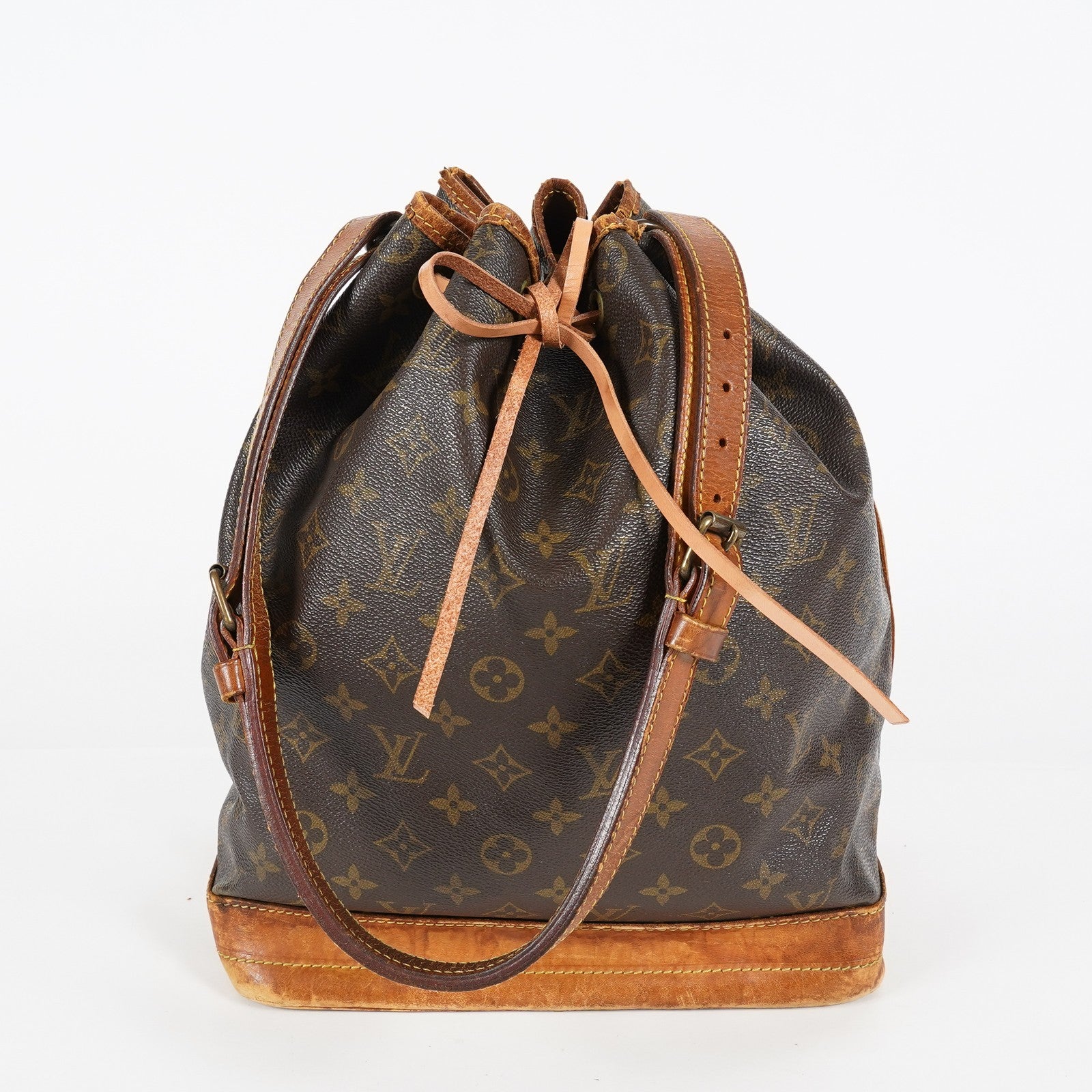 Louis Vuitton Noe M42224 Monogram Canvas Brown Drawstring Bag Used 07A172688431