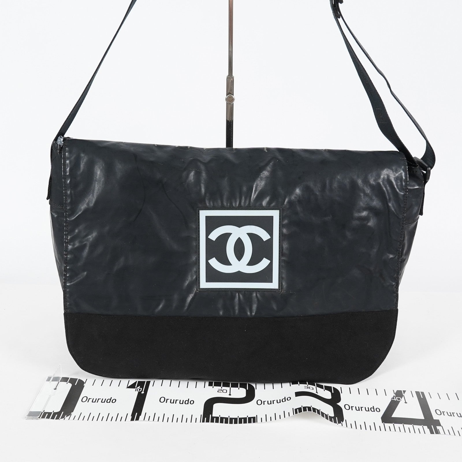 Chanel Sports Line CC Messenger Shoulder Bag Black Canvas Used 07E022640017