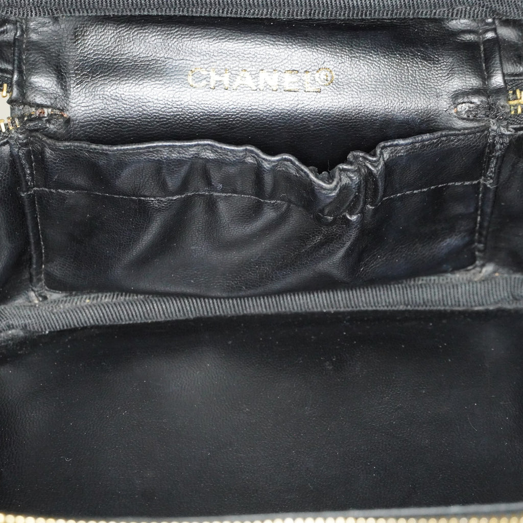 Chanel Caviar Skin CC Vanity Bag Black Leather Used Vintage 07E046490027