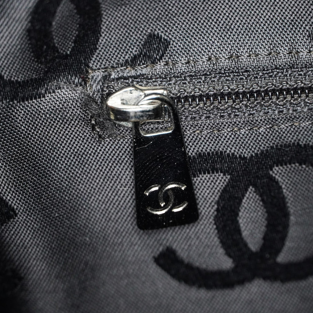 CHANEL CC Logo Tote Bag 40cm Black Leather Silver Hardware Used 07E1711440027