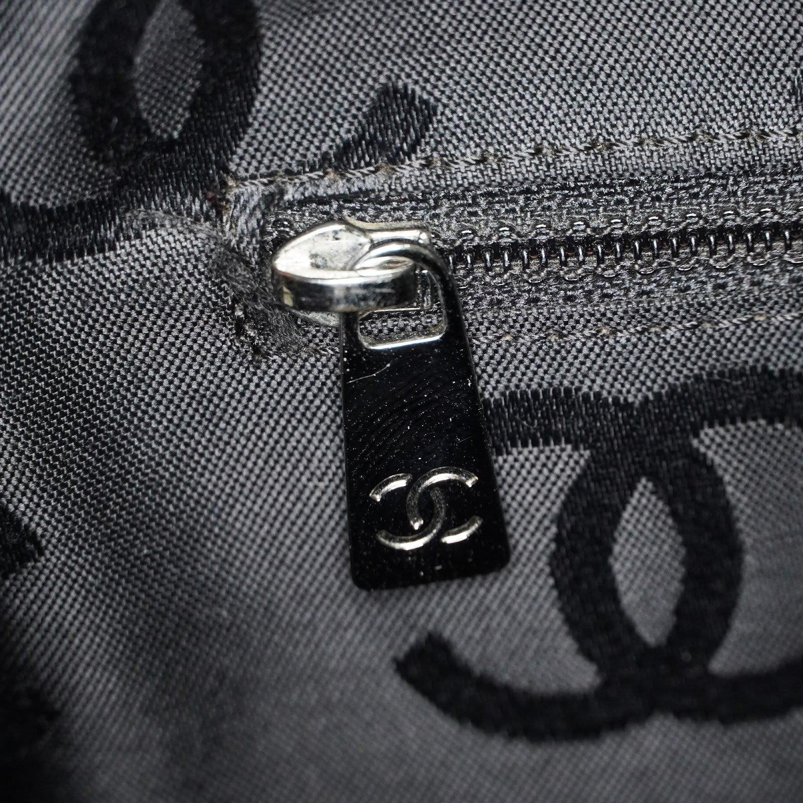 CHANEL CC Logo Tote Bag 40cm Black Leather Silver Hardware Used 07E1711440027