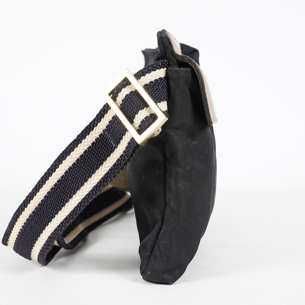 Gucci GG Canvas Sherry Line Belt Bag Waist Pouch 28cm Black Used 08E252200007
