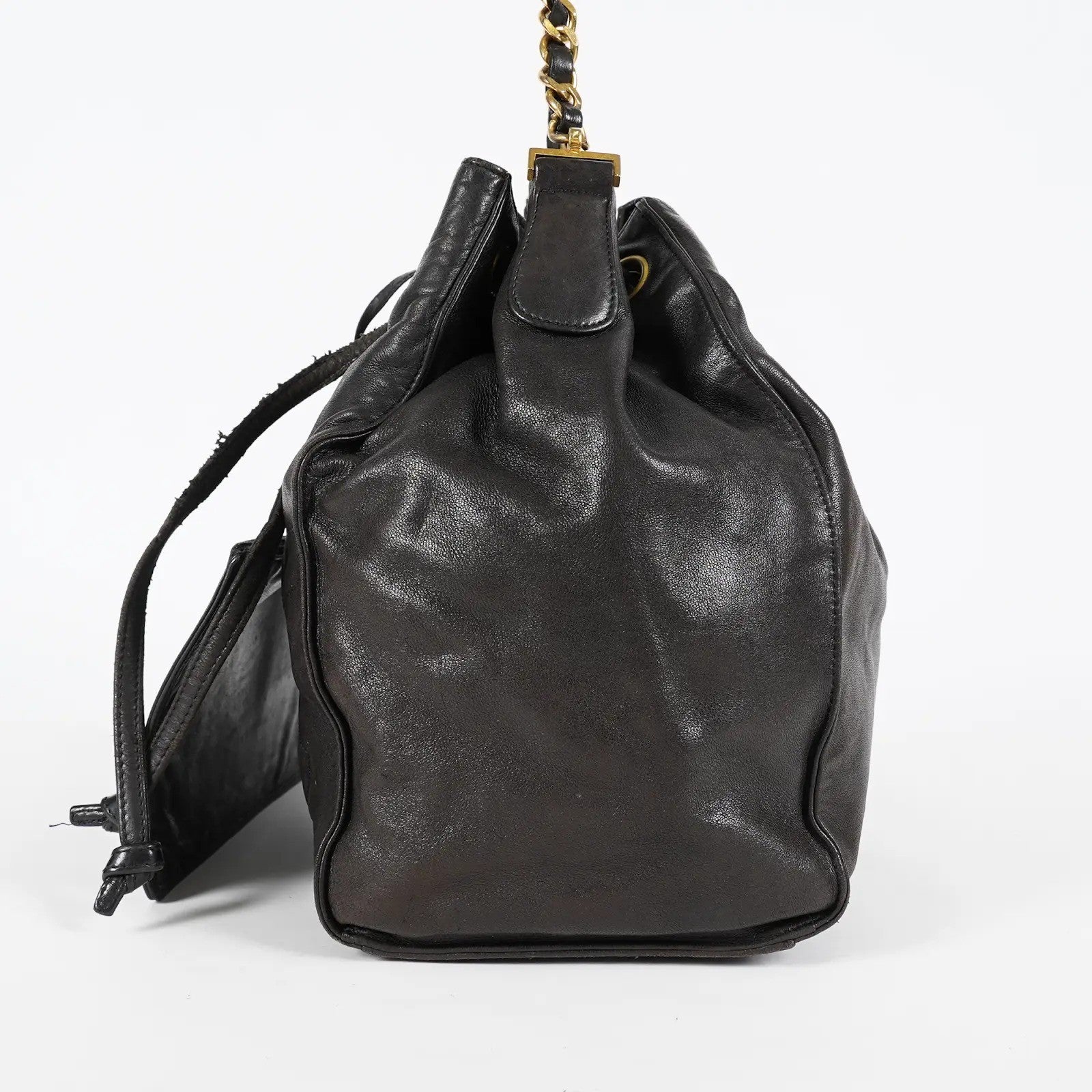 CHANEL Vintage CC Black Leather Drawstring Shoulder Bag 26cm Used 07E118580027