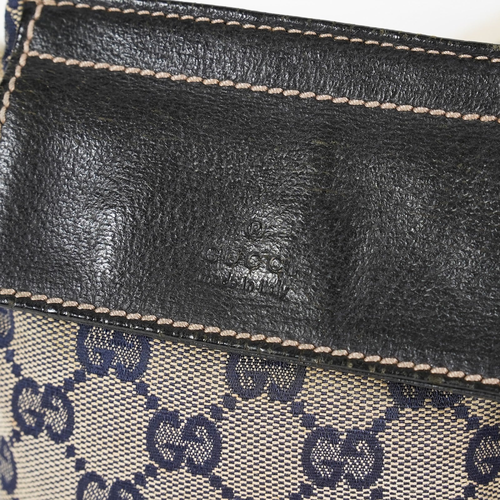 GUCCI GG Canvas Waist Belt Bag Beige Navy Sherry Web Vintage Used 08E162530010
