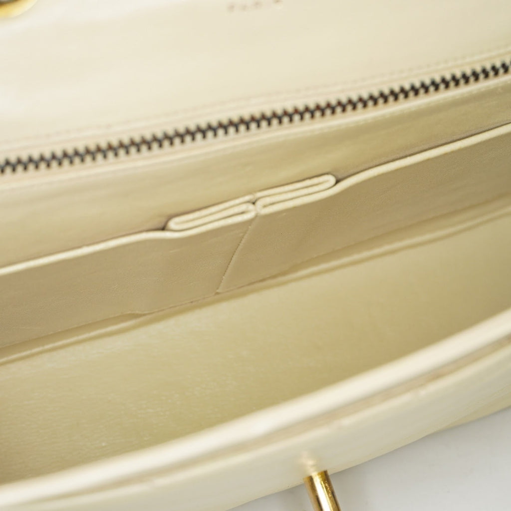 CHANEL Vintage V Stitch Flap Chain Shoulder Bag 25cm Beige Lambskin 08E077370012