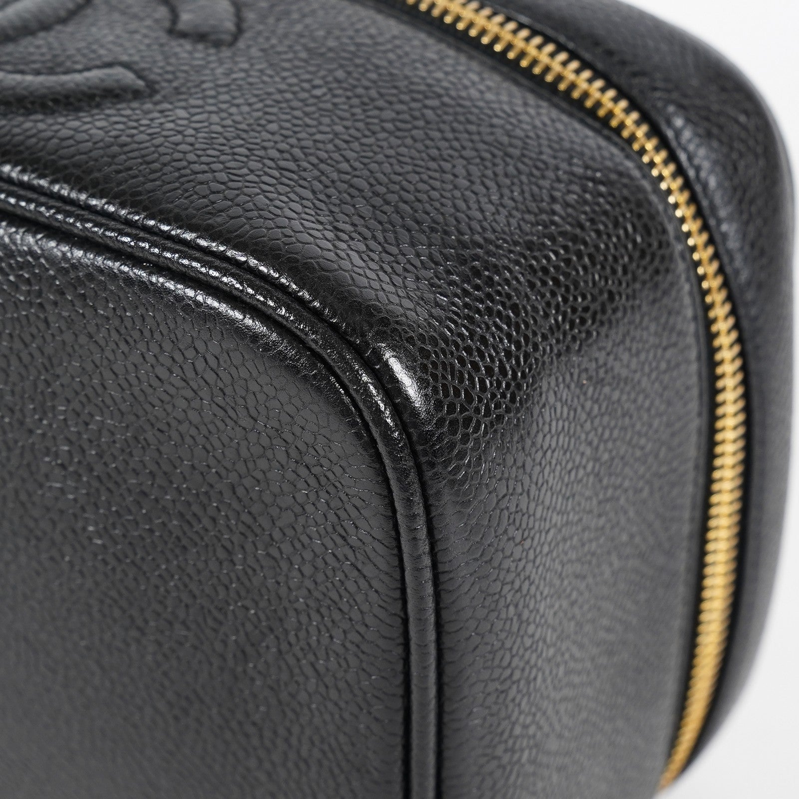 Chanel Caviar Skin CC Vanity Bag Black Leather Used Vintage 07E046490027