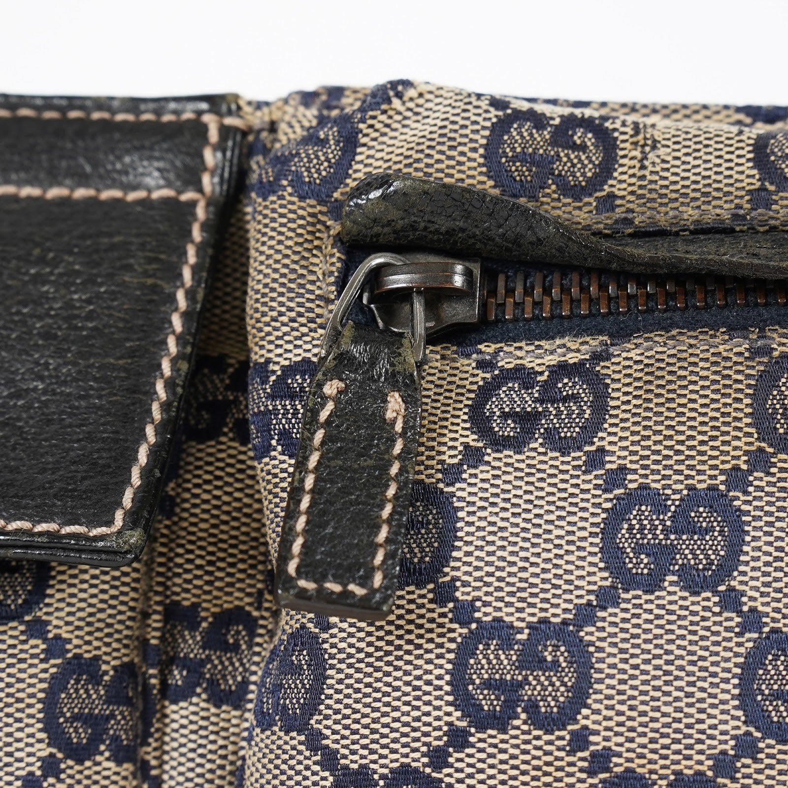 GUCCI GG Canvas Waist Belt Bag Beige Navy Sherry Web Vintage Used 08E162530010