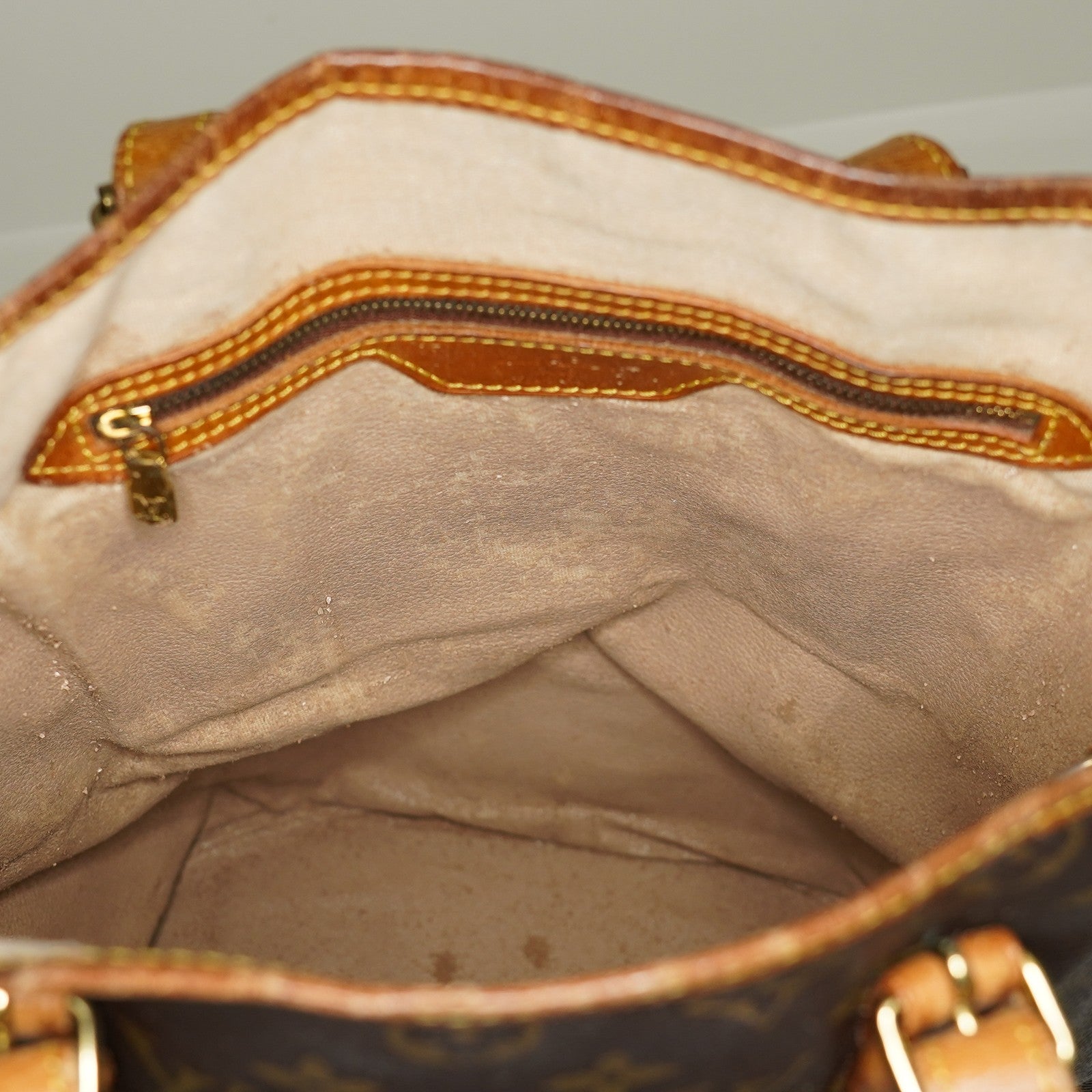 LOUIS VUITTON Monogram Bucket GM Shoulder Bag LV vintage M42236 05E102640013