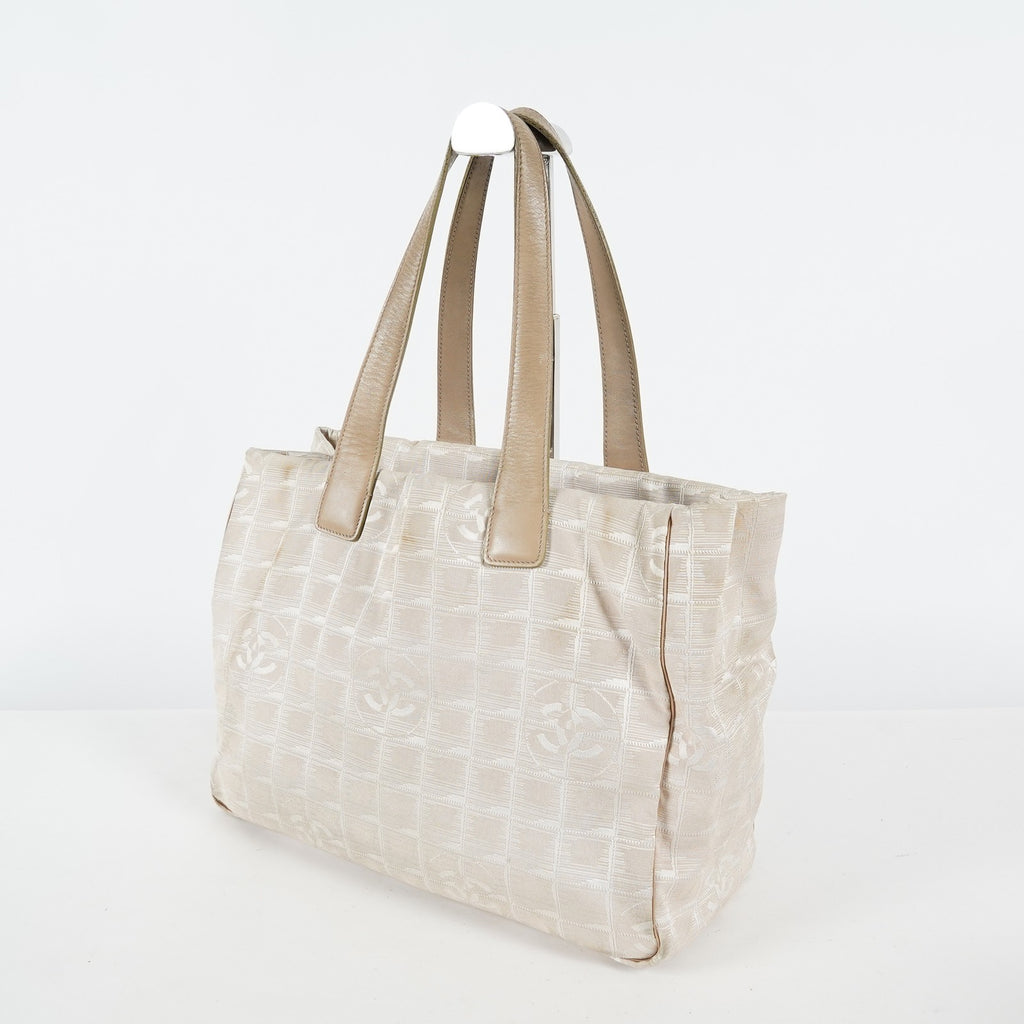 Chanel Travel Line Tote Bag Beige Nylon Leather Used Handbag 09M351246308
