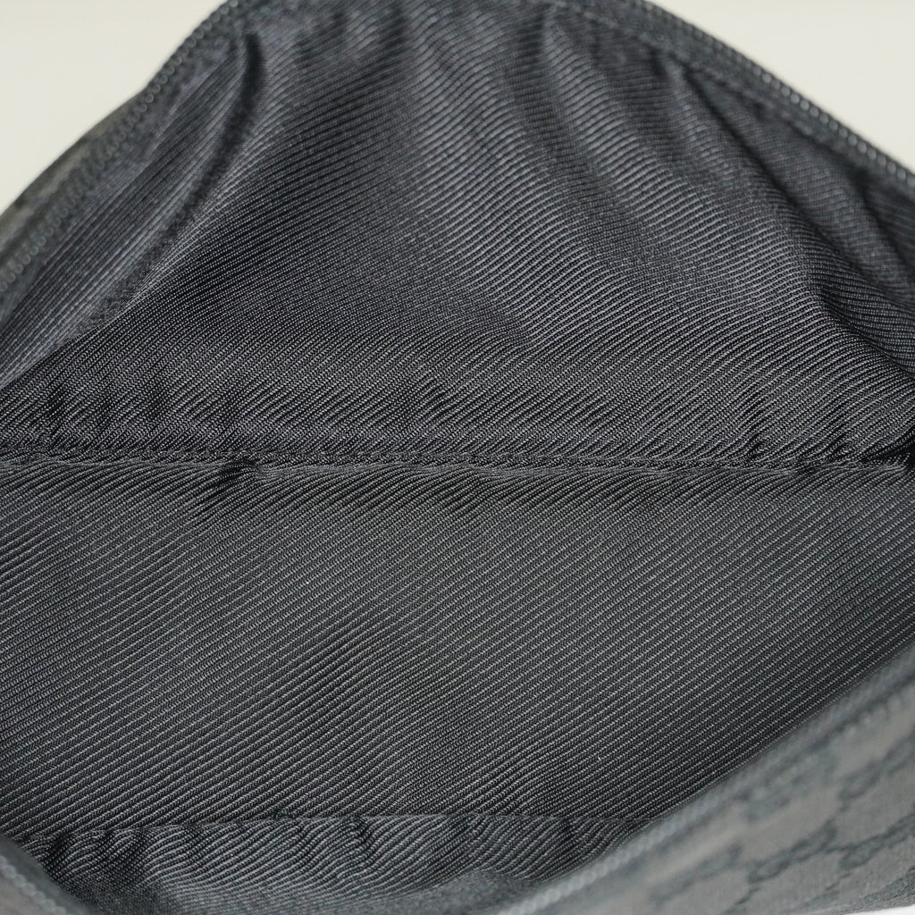Gucci GG Canvas Boat Pochette 22cm Black Leather Trim Vintage Used 07E022310029