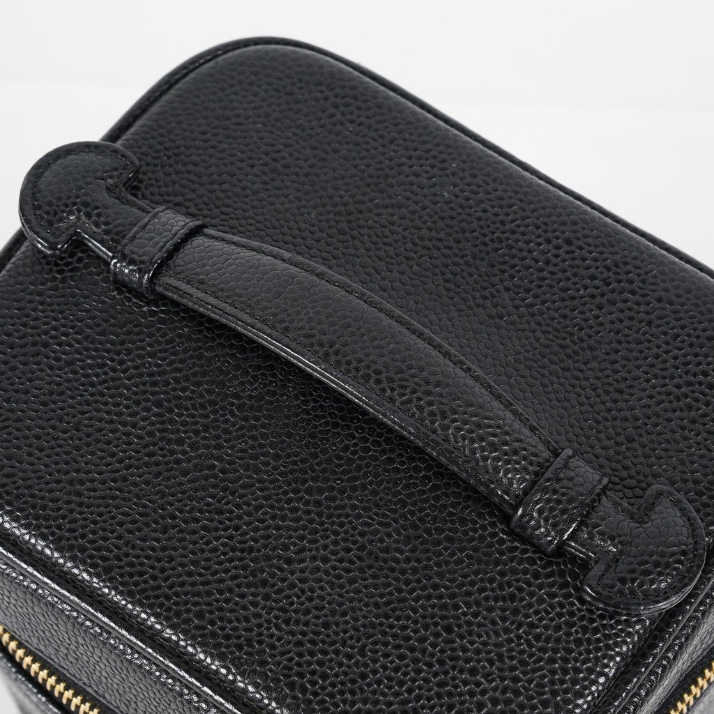 Chanel Caviar Skin CC Vanity Bag 16cm Black Leather Vintage Used 07E016820029