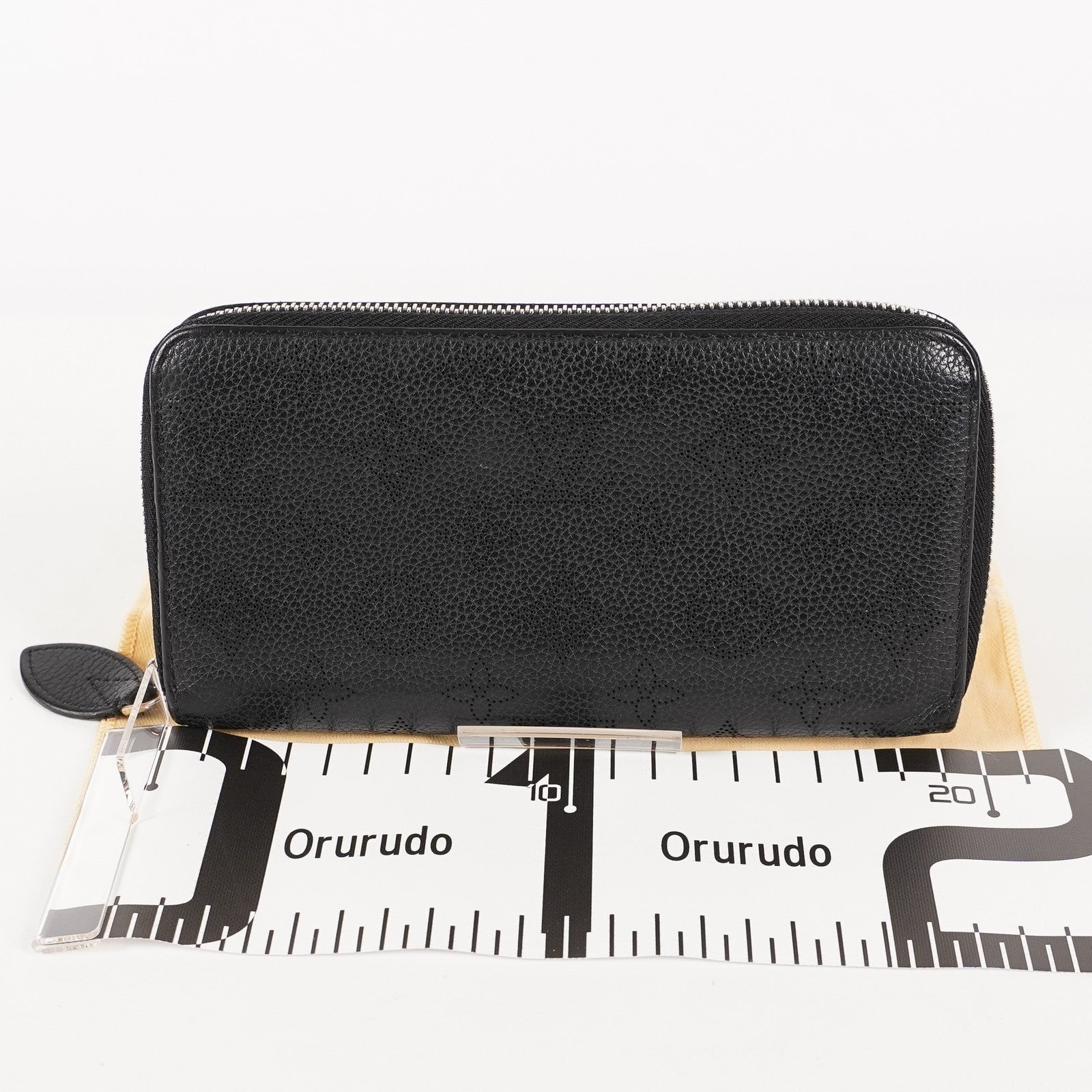 Louis Vuitton Monogram Mahina Zippy Zip-Around Wallet M61867 Noir 03T022500009