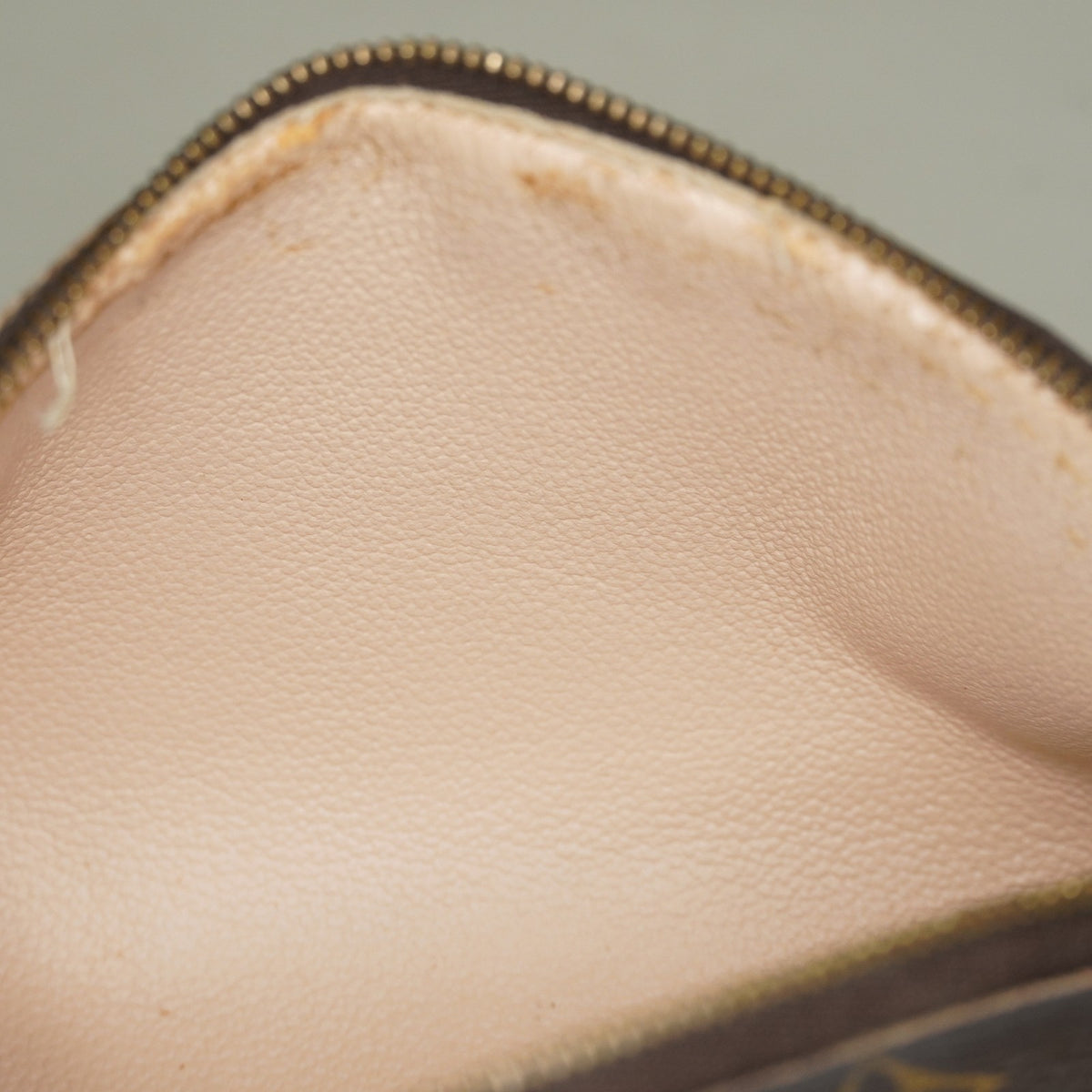 Louis Vuitton Pochette Cosmetique PM M47515 Monogram Used Pouch Bag 09E031760006