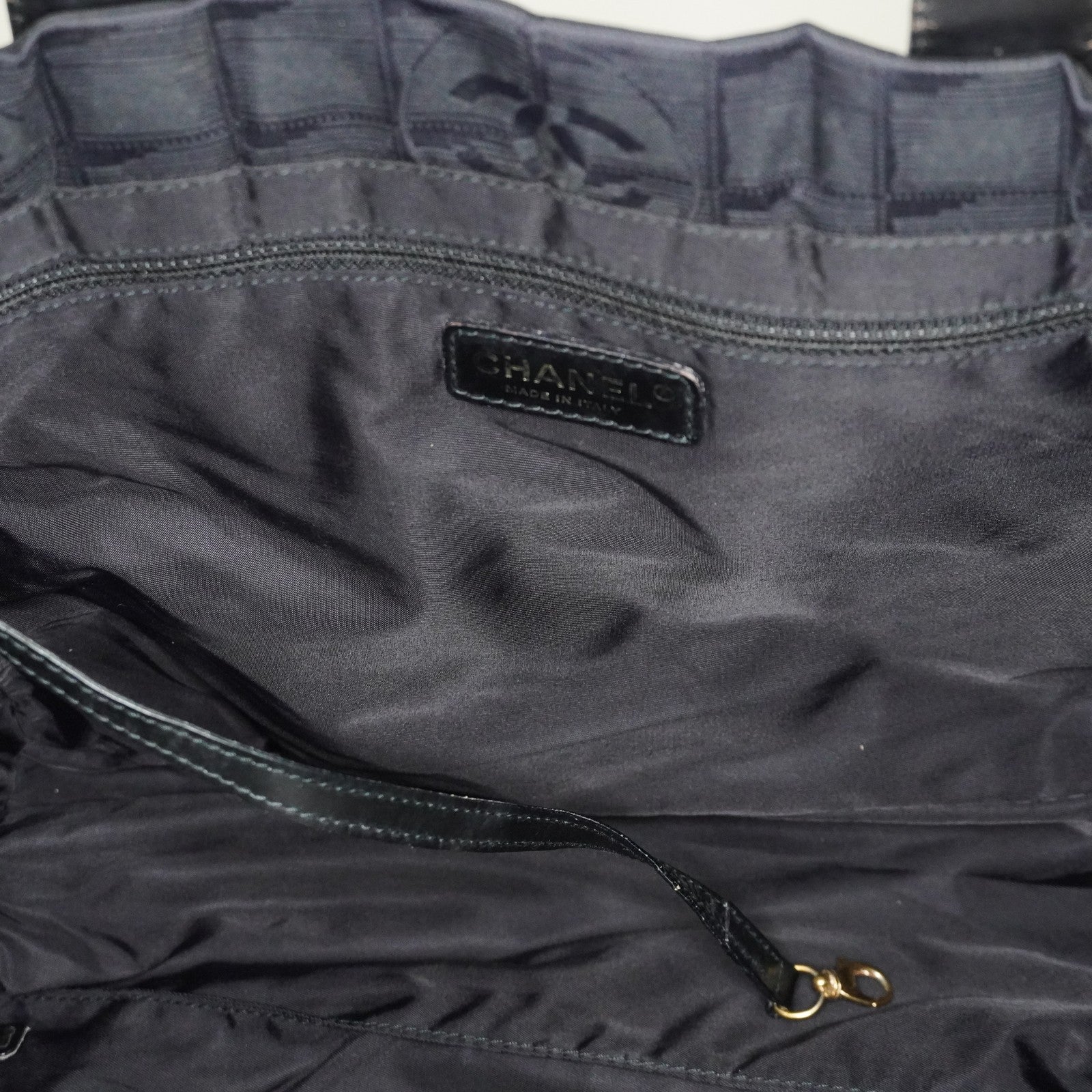 Chanel New Travel Line Tote Bag MM Black Nylon Leather Gold HW Used 08E191155007