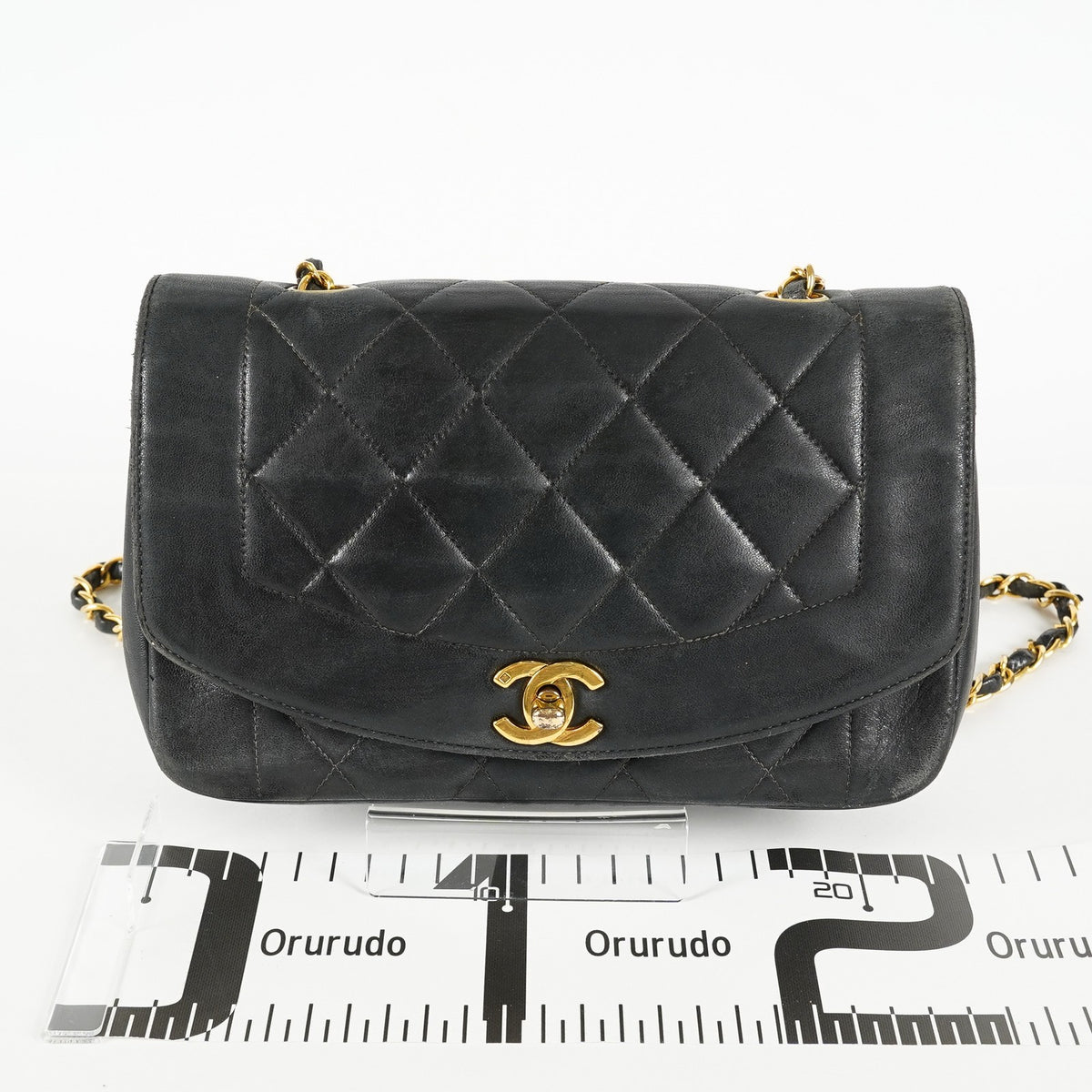 Chanel Diana 22 Flap Bag Black Lambskin Chain Shoulder Bag 09E0130470011