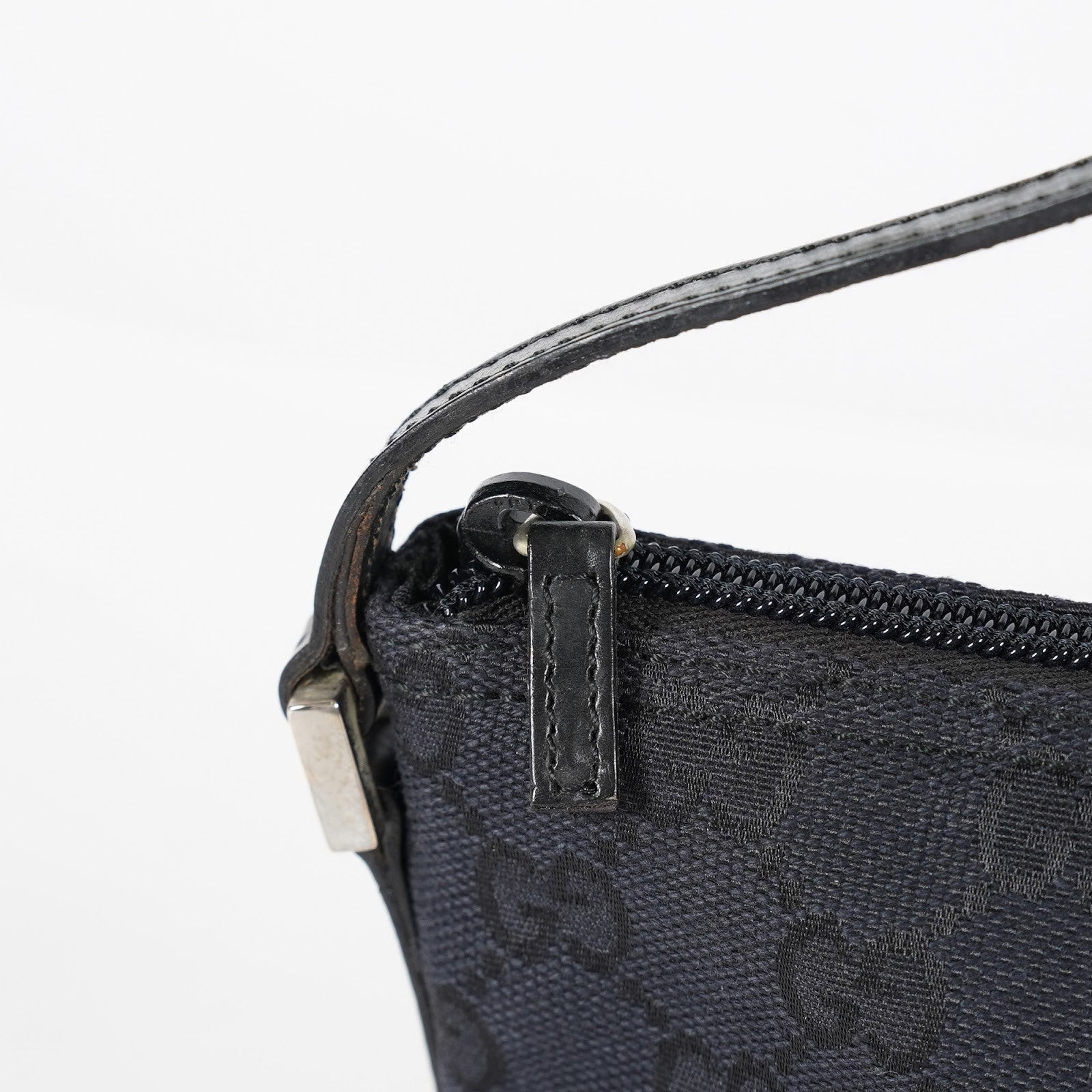 GUCCI GG Canvas Boat Pochette Shoulder Bag 22cm Black Vintage Used 08E172090010
