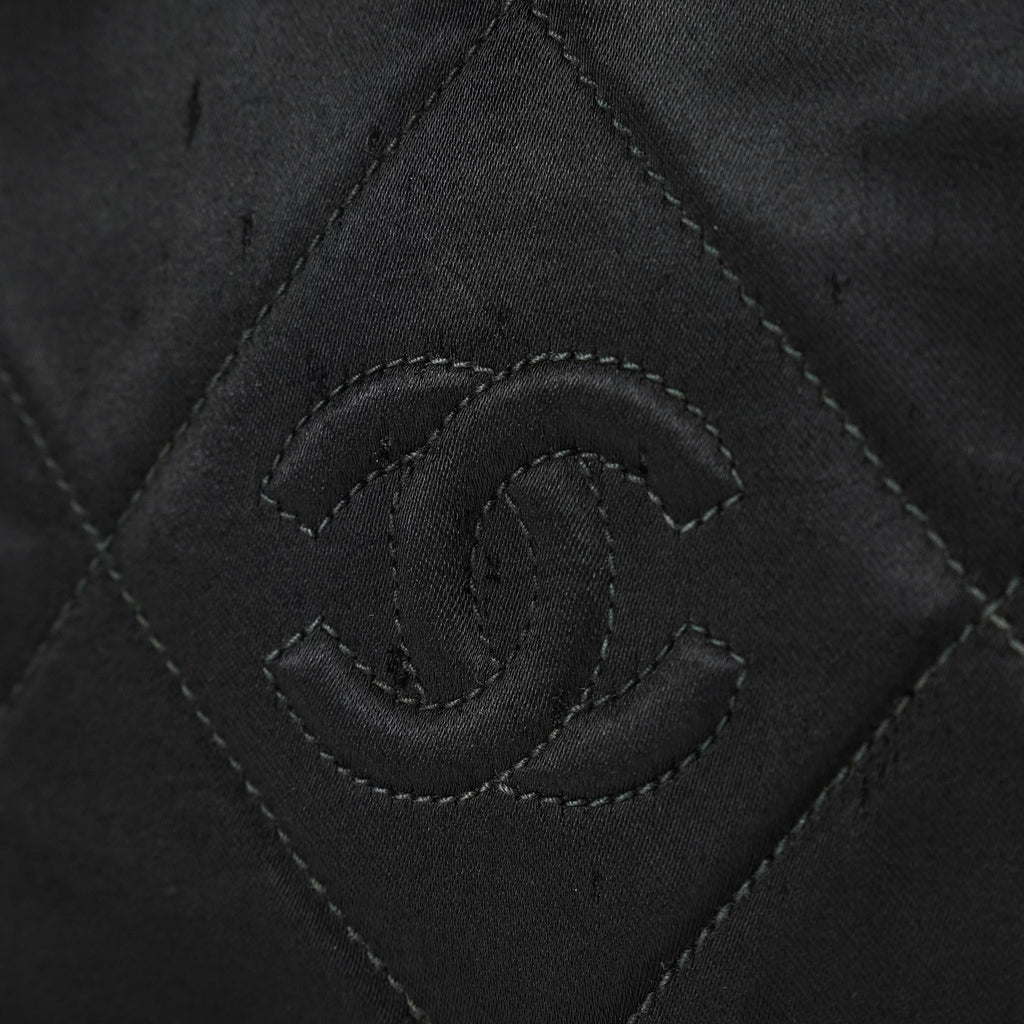 Chanel Satin Leather CC Fringe Chain Shoulder Bag Black Used 07E058800027