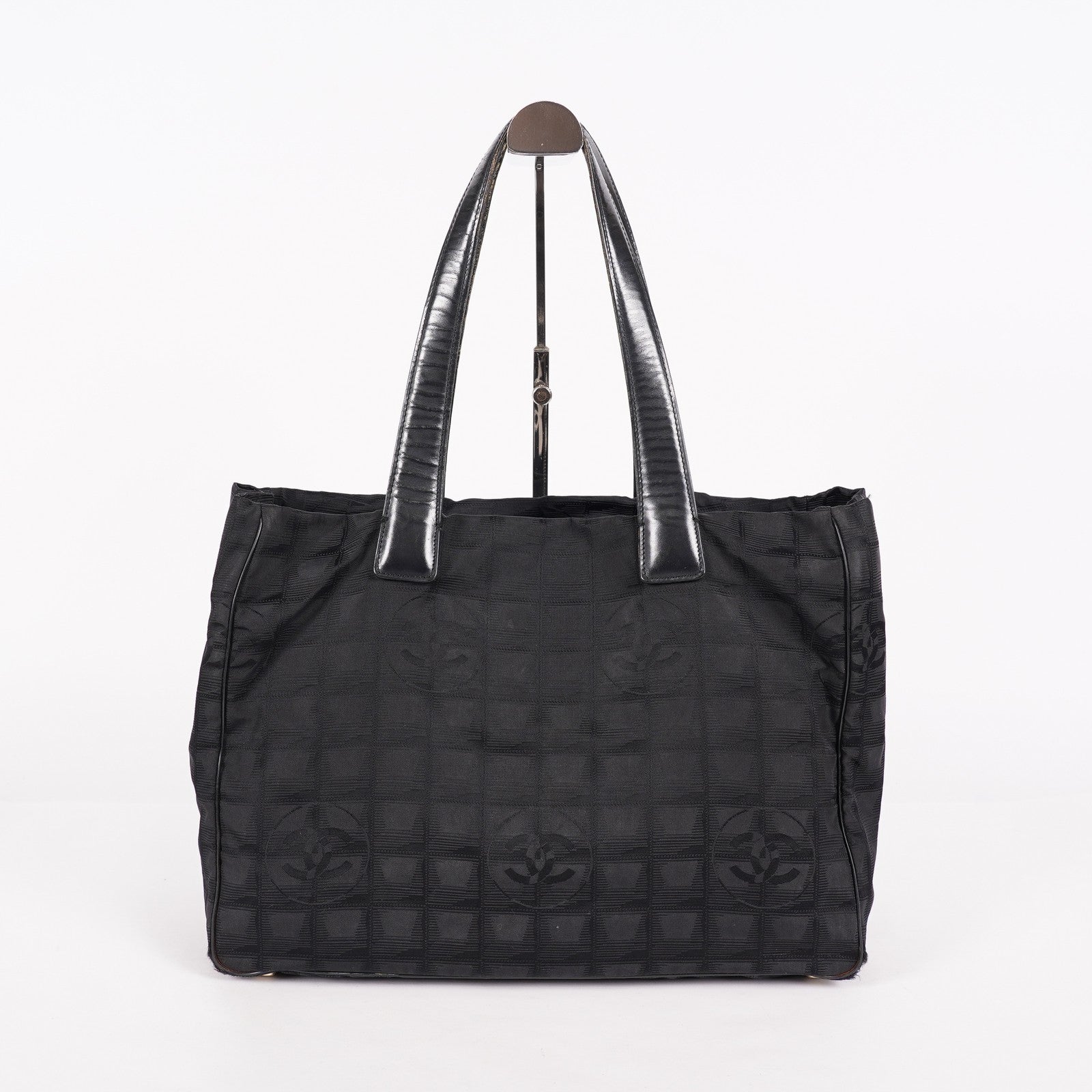 Chanel Old Travel Line Tote MM Black Nylon Shoulder Bag CC Used 06E111155030