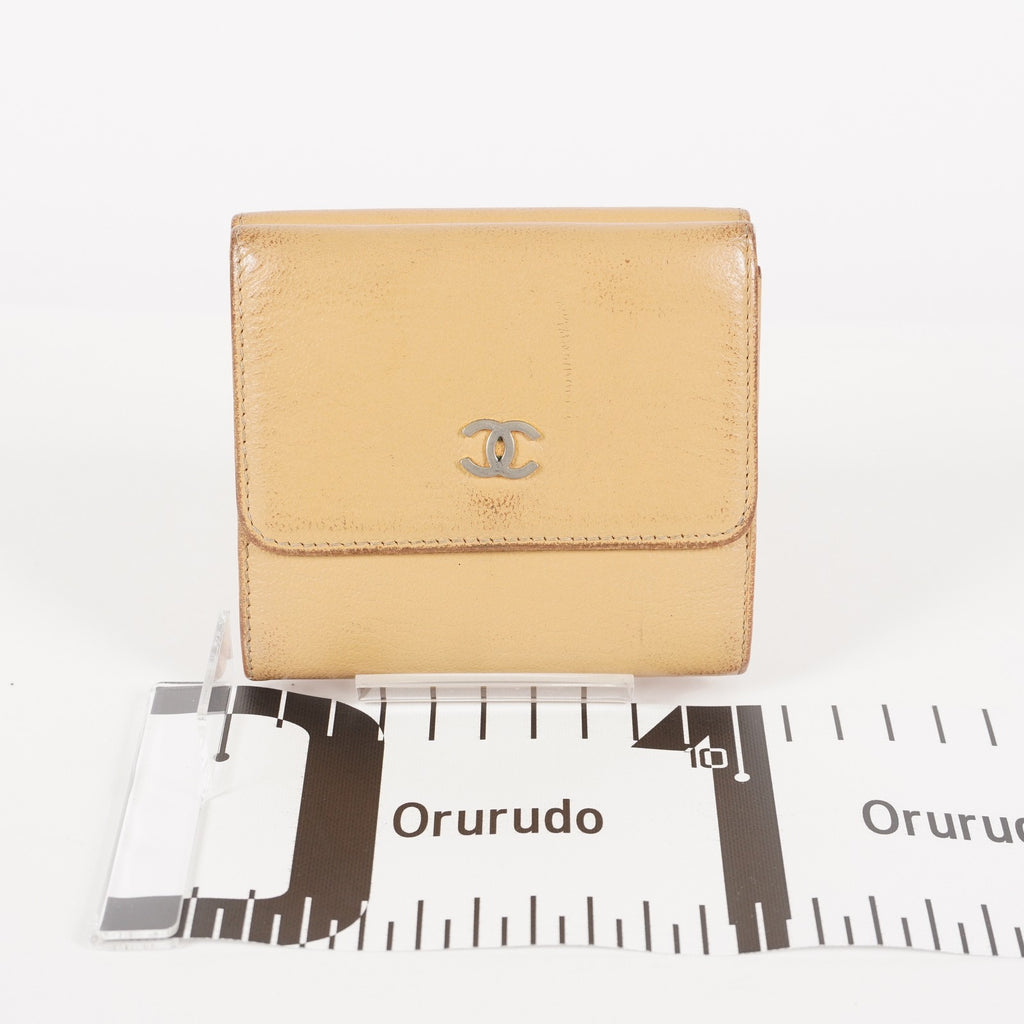 AUTHENTIC Chanel VINTAGE Beige Sevruga Compact Wallet 05E561045016