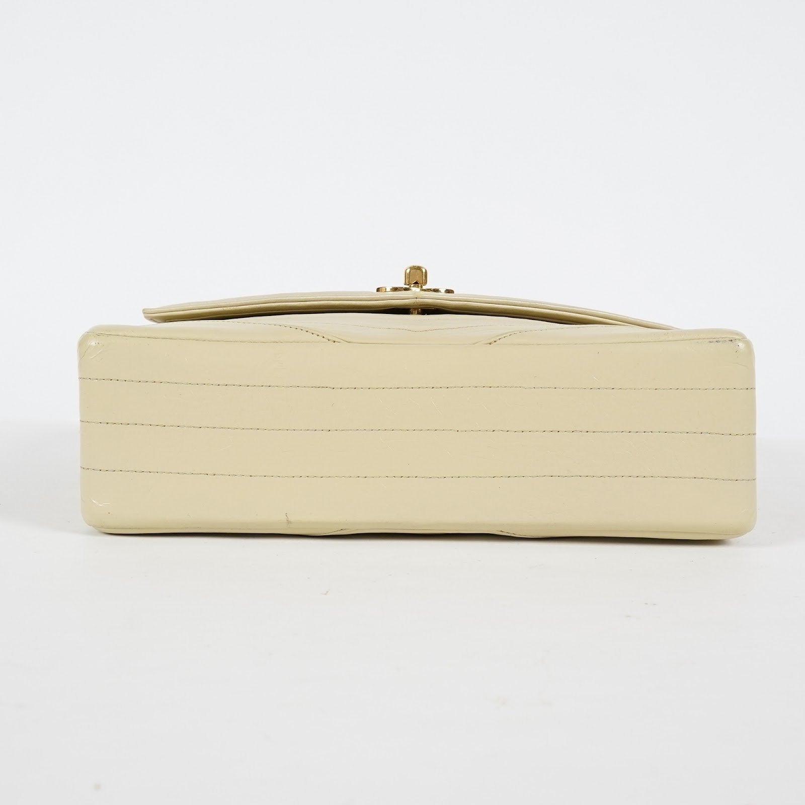CHANEL Vintage V Stitch Flap Chain Shoulder Bag 25cm Beige Lambskin 08E077370012