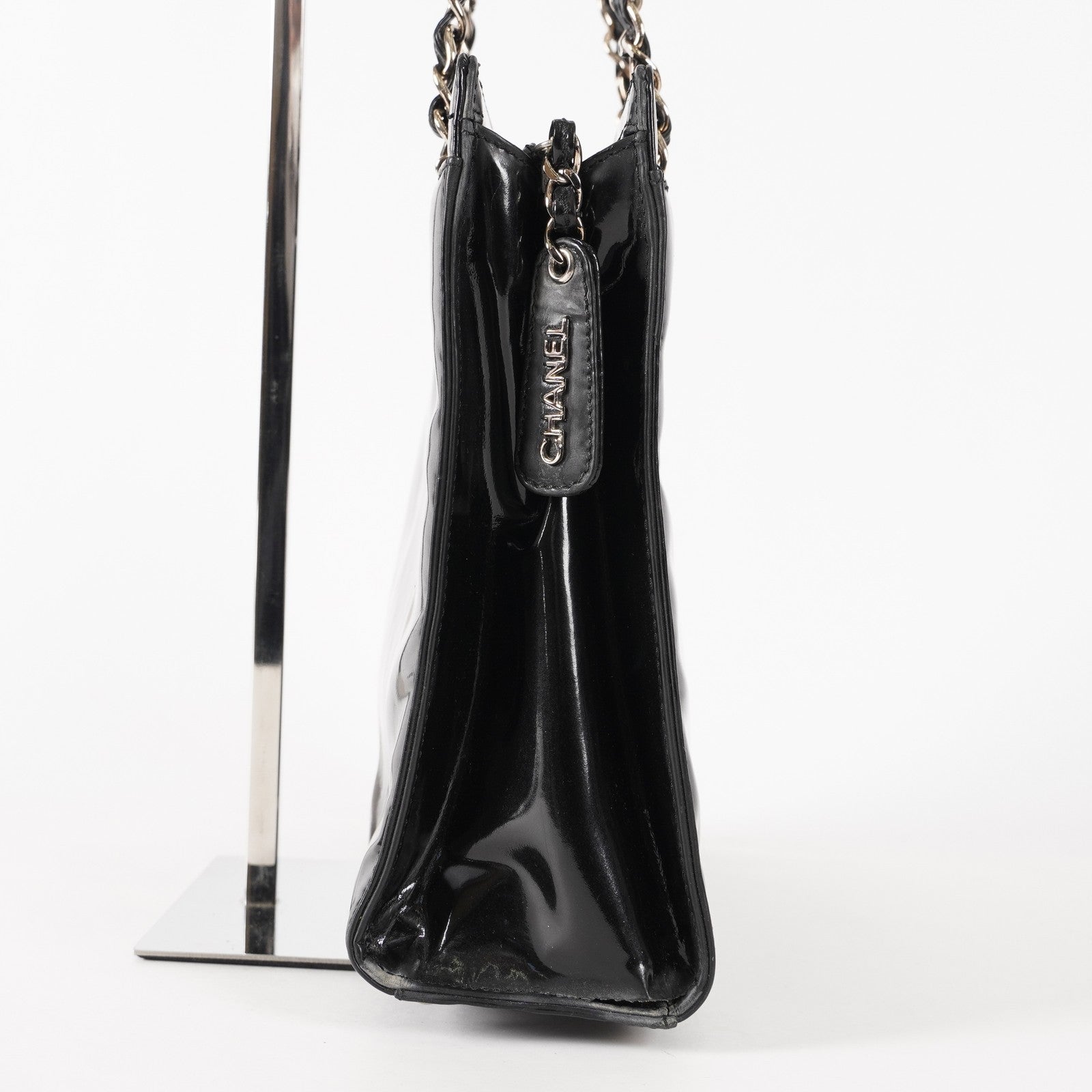 CHANEL CC Logo Chain Shoulder Tote Bag Patent Leather Vintage Black 03E255170011