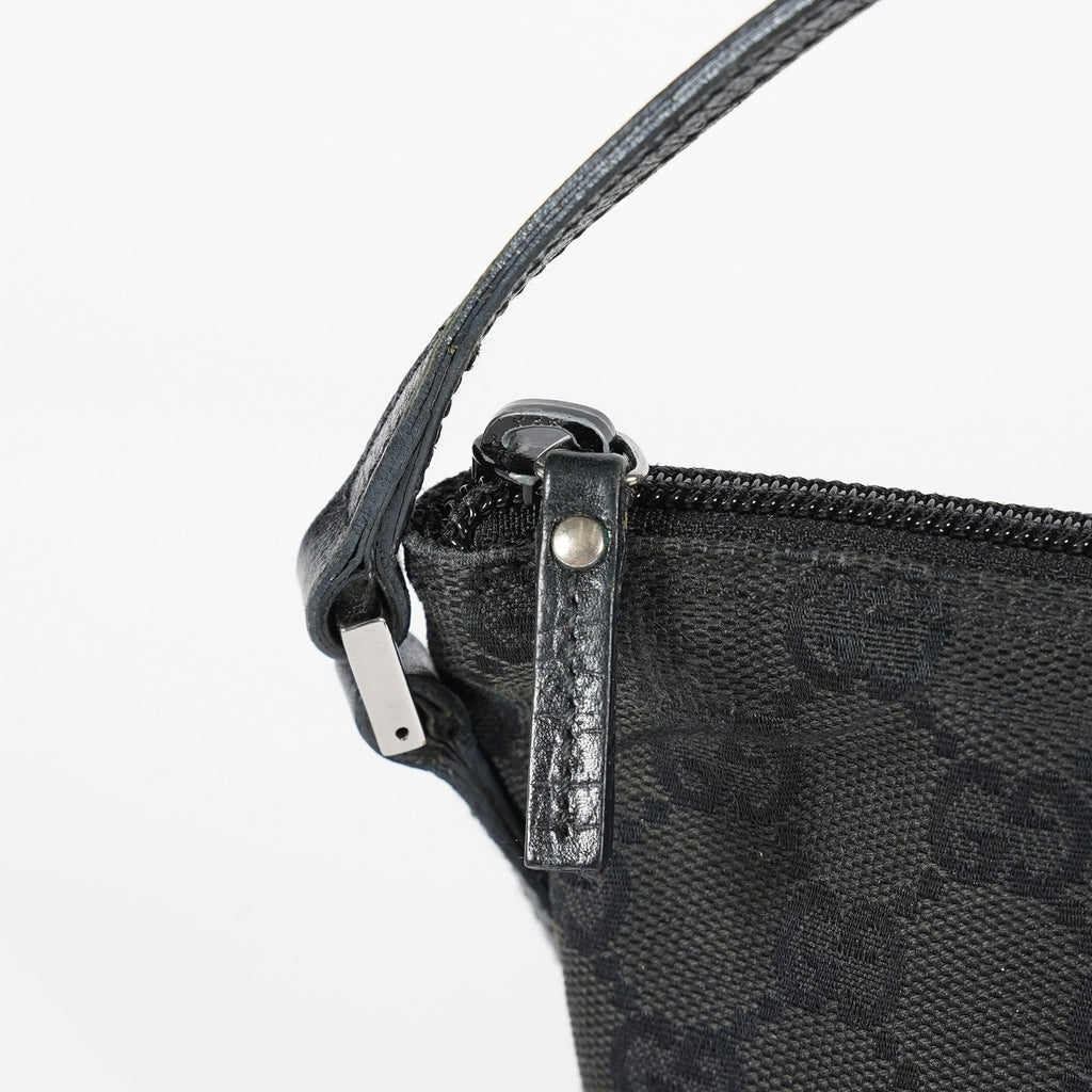 Gucci GG Canvas Boat Pochette 22cm Black Leather Trim Vintage Used 07E022310029
