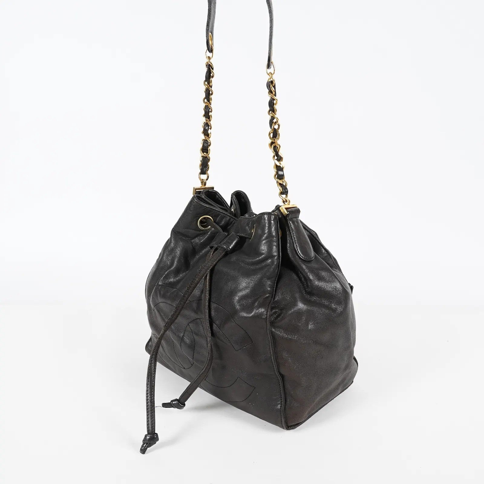 CHANEL Vintage CC Black Leather Drawstring Shoulder Bag 26cm Used 07E118580027