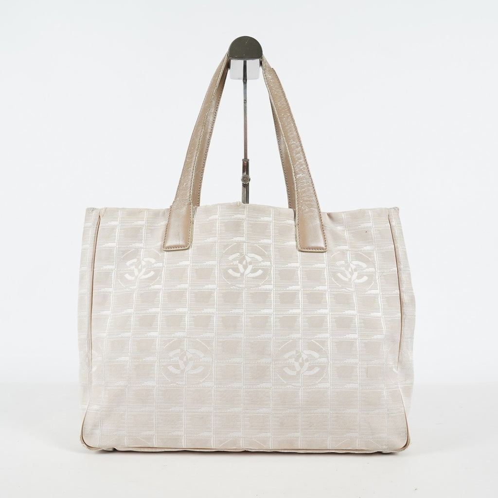 Chanel Travel Line Tote Bag Beige Nylon Leather Used Handbag 09M41793108
