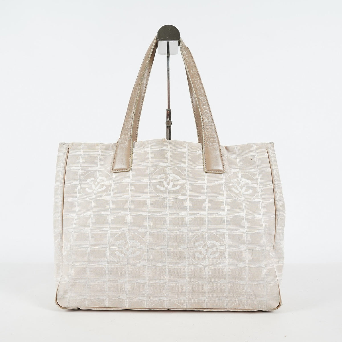 Chanel Travel Line Tote Bag Beige Nylon Leather Used Handbag 09M41793108