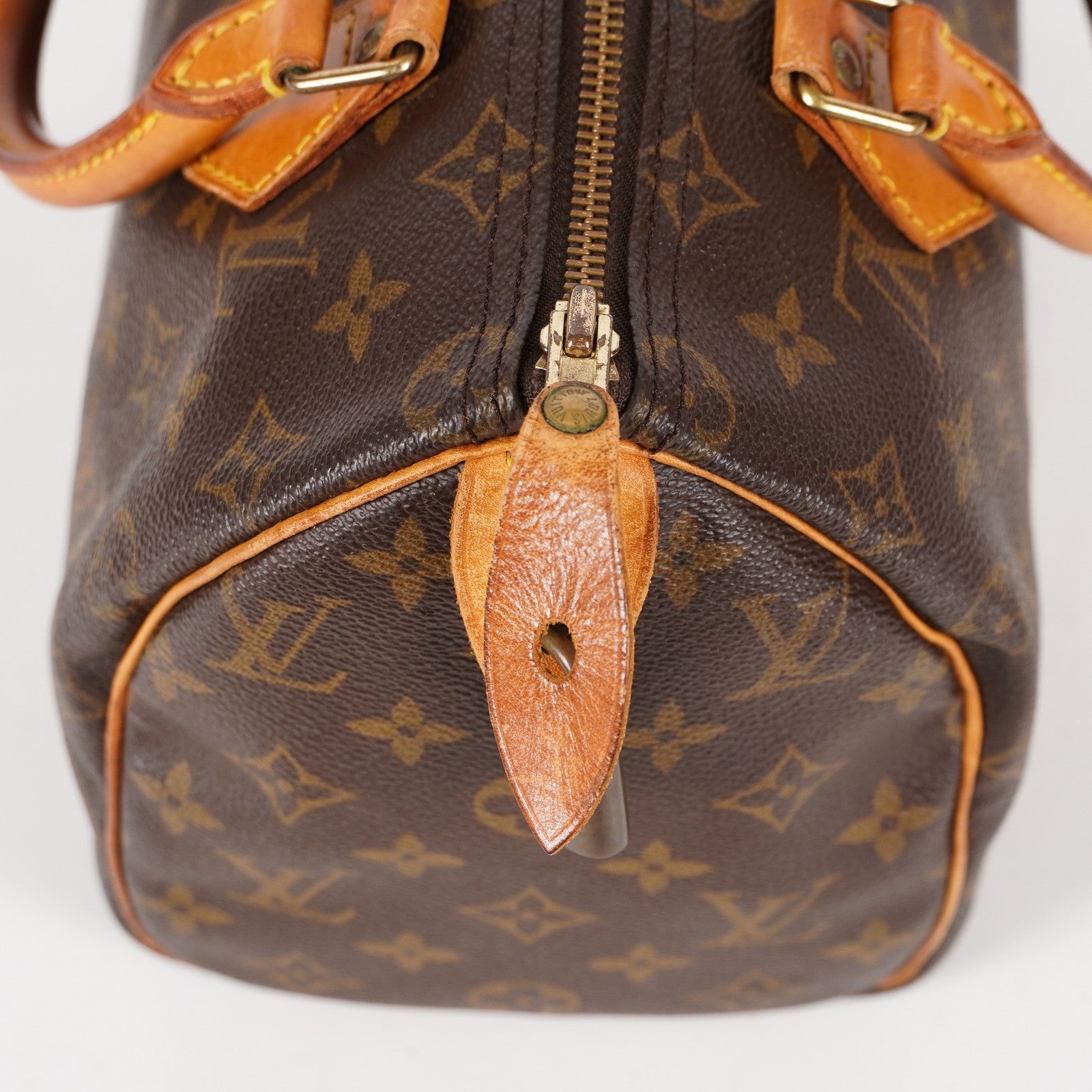 Authentic Louis Vuitton Monogram Speedy 25 Handbag vintage M41528 05E047370016
