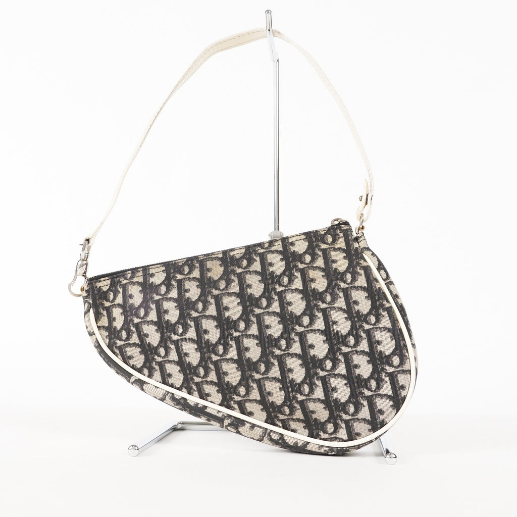  CHRISTIAN DIOR Monogram Mini Saddle Pochette Navy/Black 01E215720008