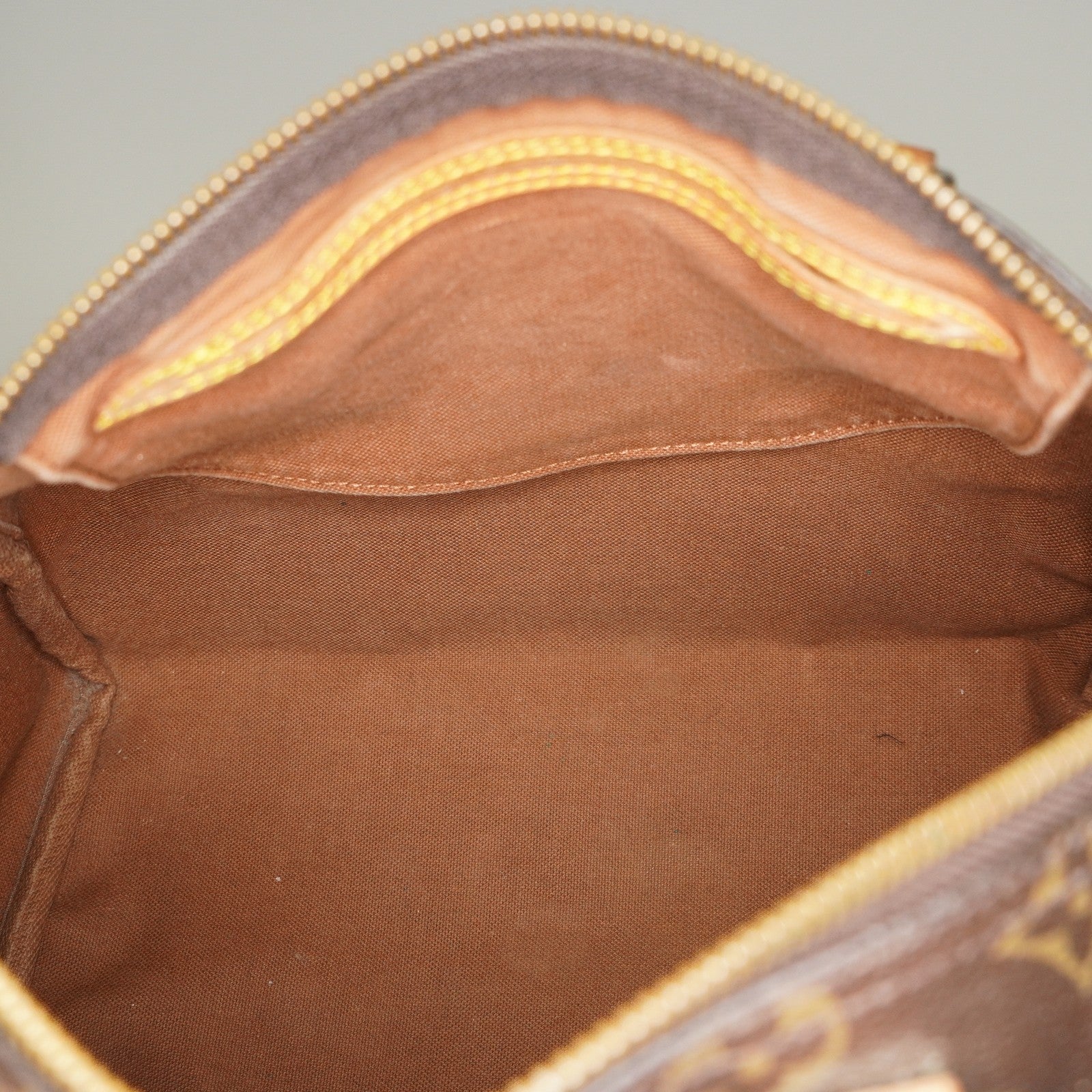 Authentic Louis Vuitton Monogram Speedy 25 Handbag vintage M41528 06E055060021