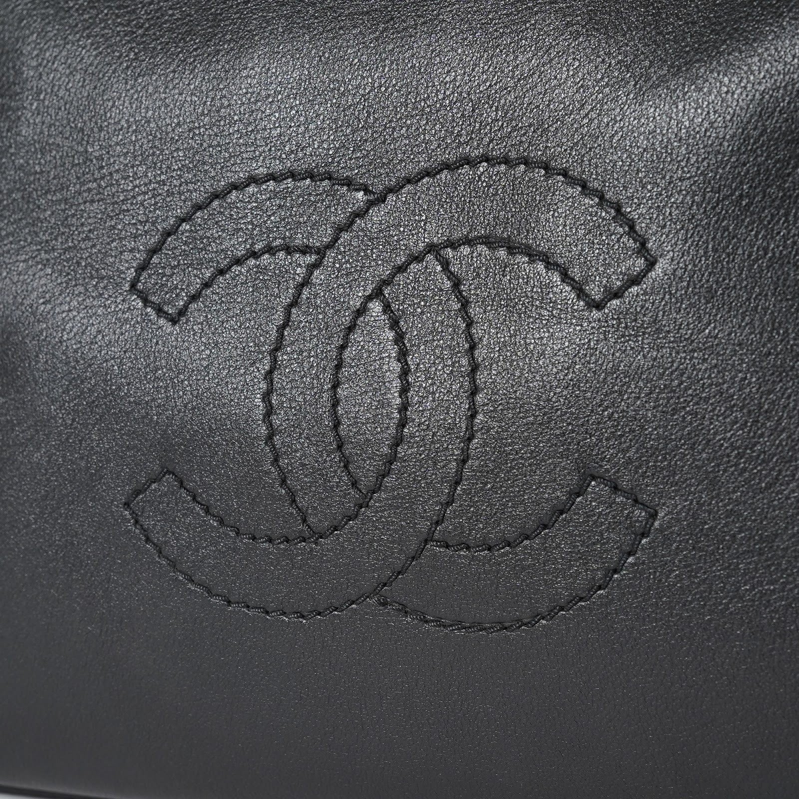 CHANEL CC Logo Tote Bag 40cm Black Leather Silver Hardware Used 07E1711440027