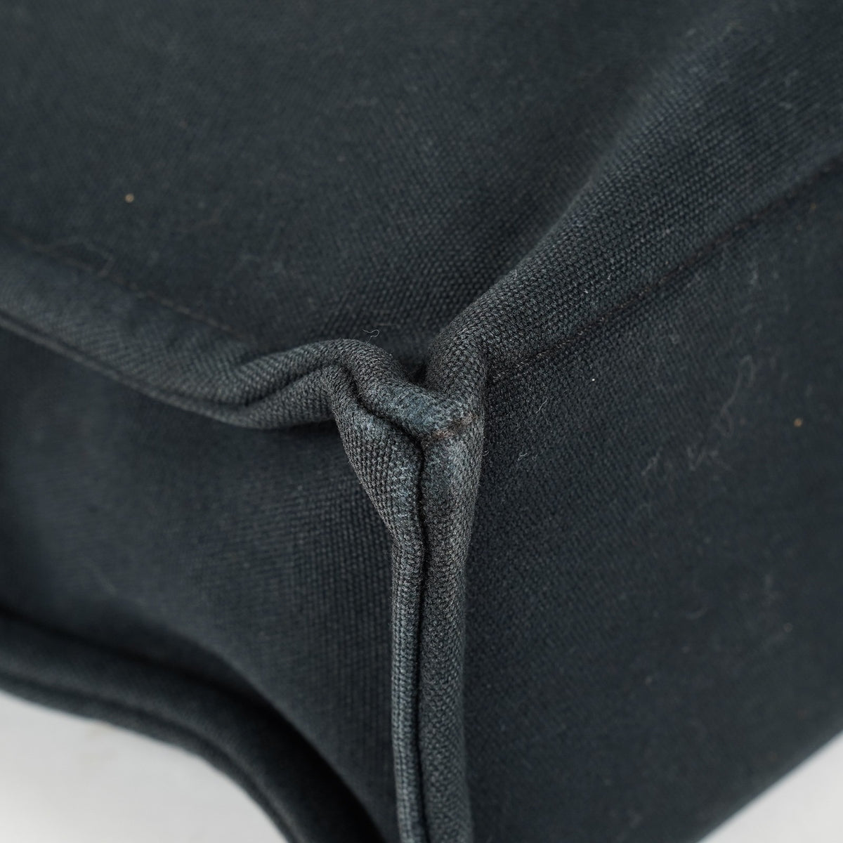Hermes Fourre-Tout MM Black Canvas Used Tote Shoulder Bag 09M42736508