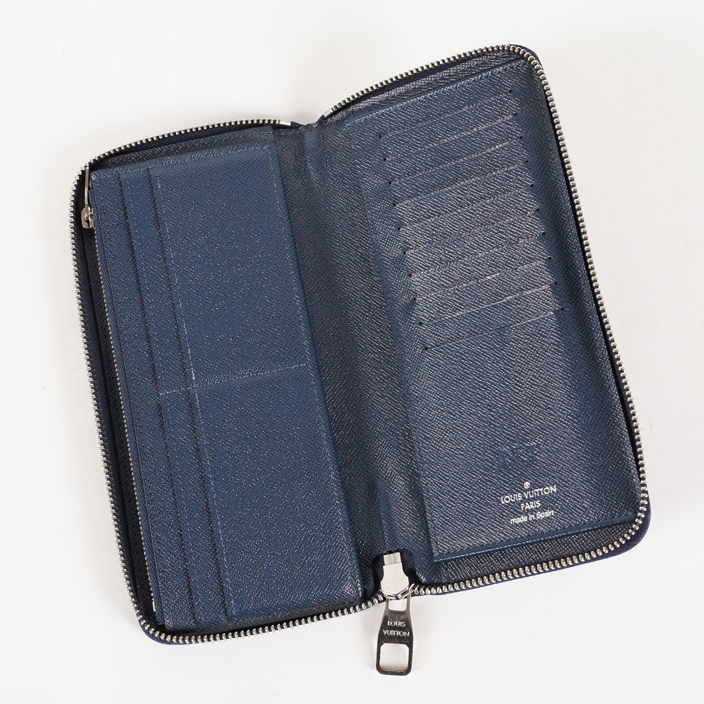 LOUIS VUITTON Louis Vuitton Wallet M30056 Zippy Organizer Taiga Lo 03T072000009