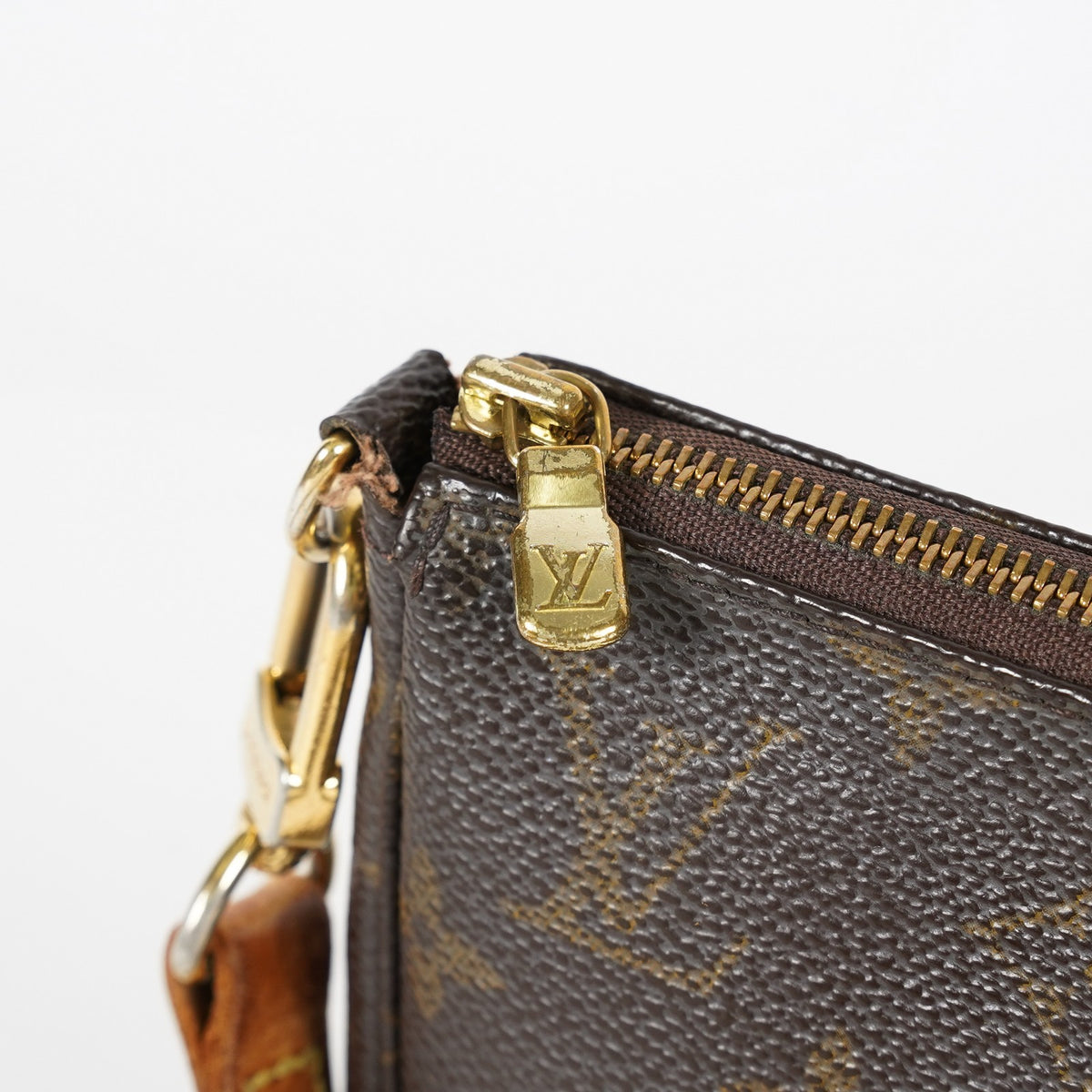 Louis Vuitton Pochette Accessoires Monogram Bag vintage M51980 08A073603628