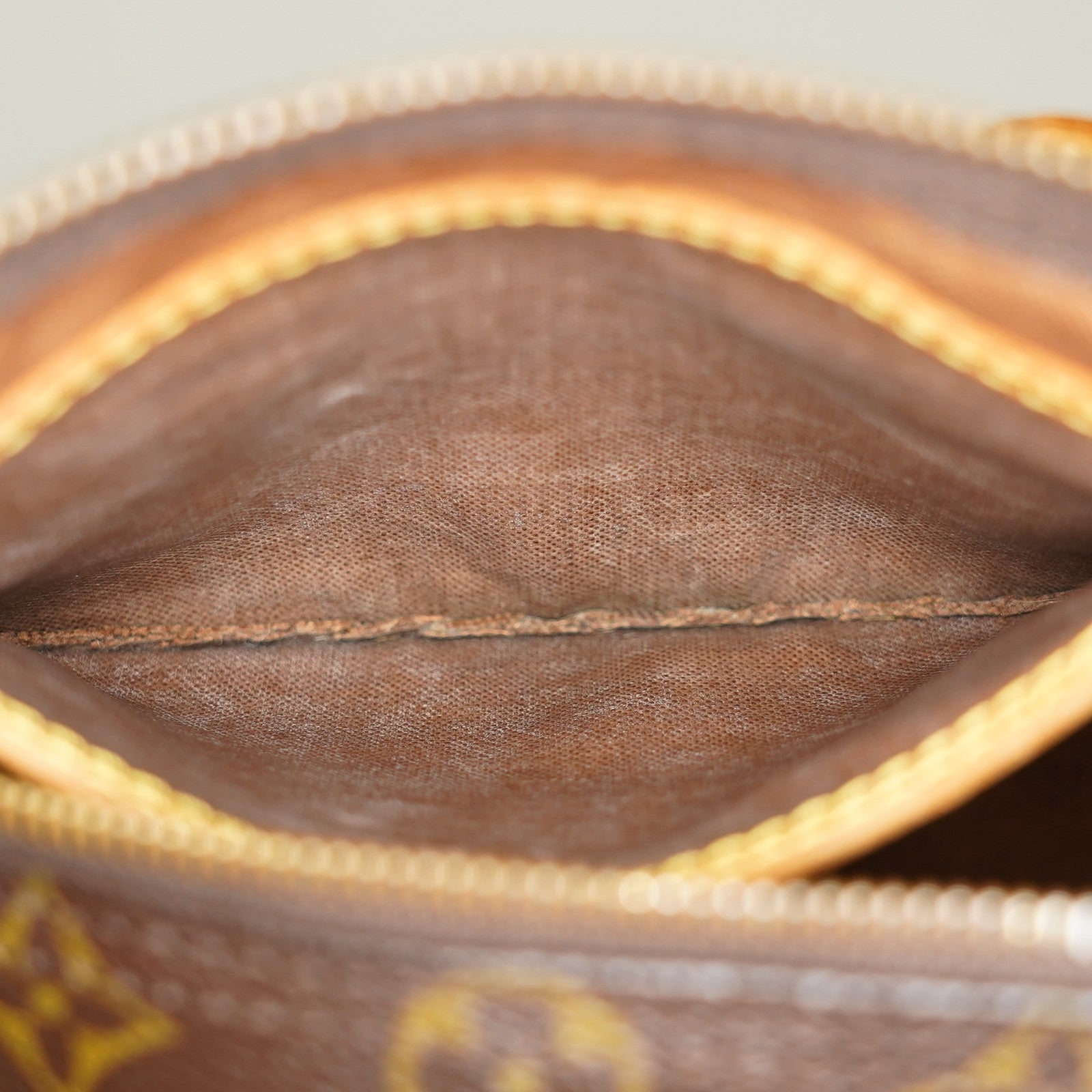 Authentic Louis Vuitton Monogram Speedy 25 Handbag vintage M41528 05E047370016