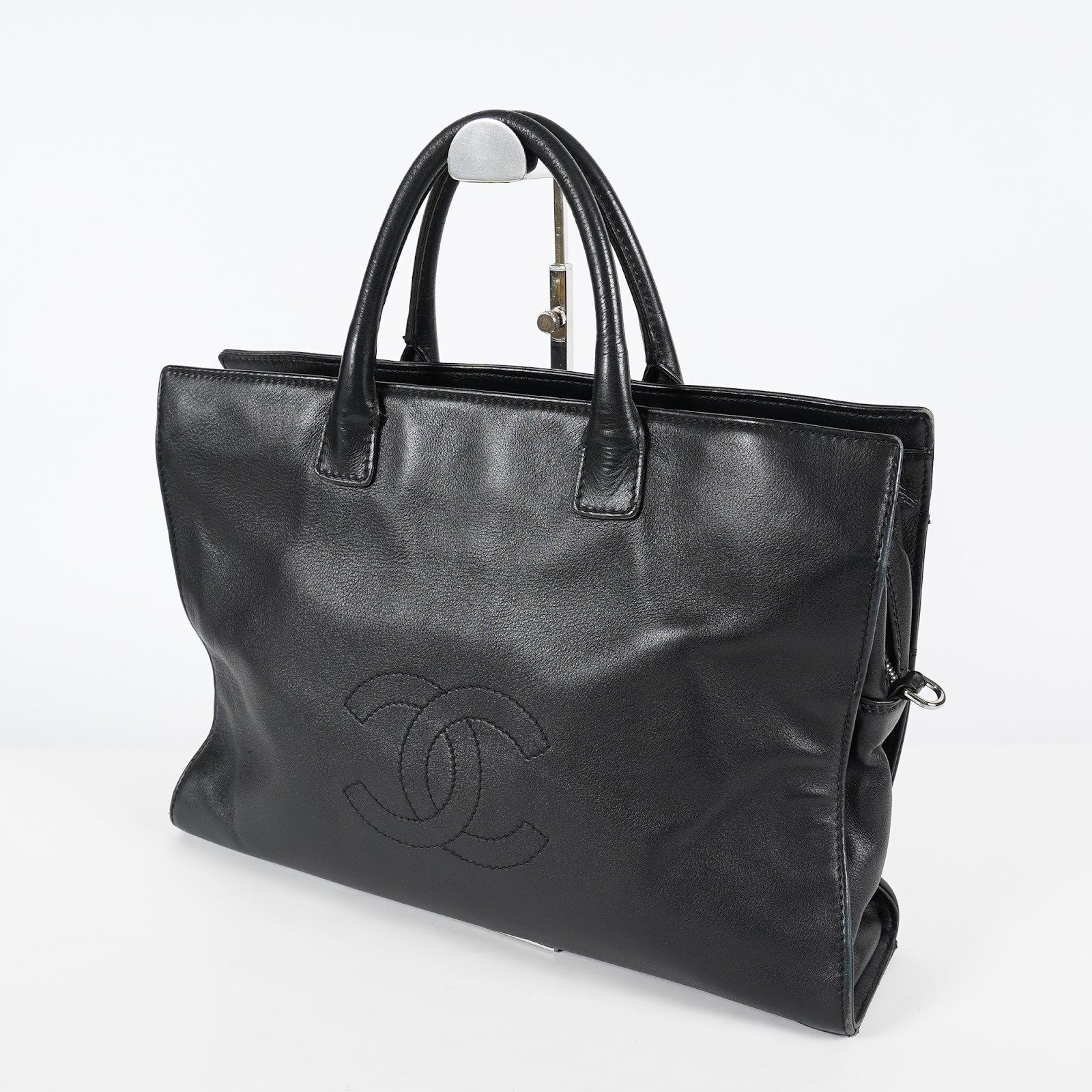 CHANEL CC Logo Tote Bag 40cm Black Leather Silver Hardware Used 07E1711440027