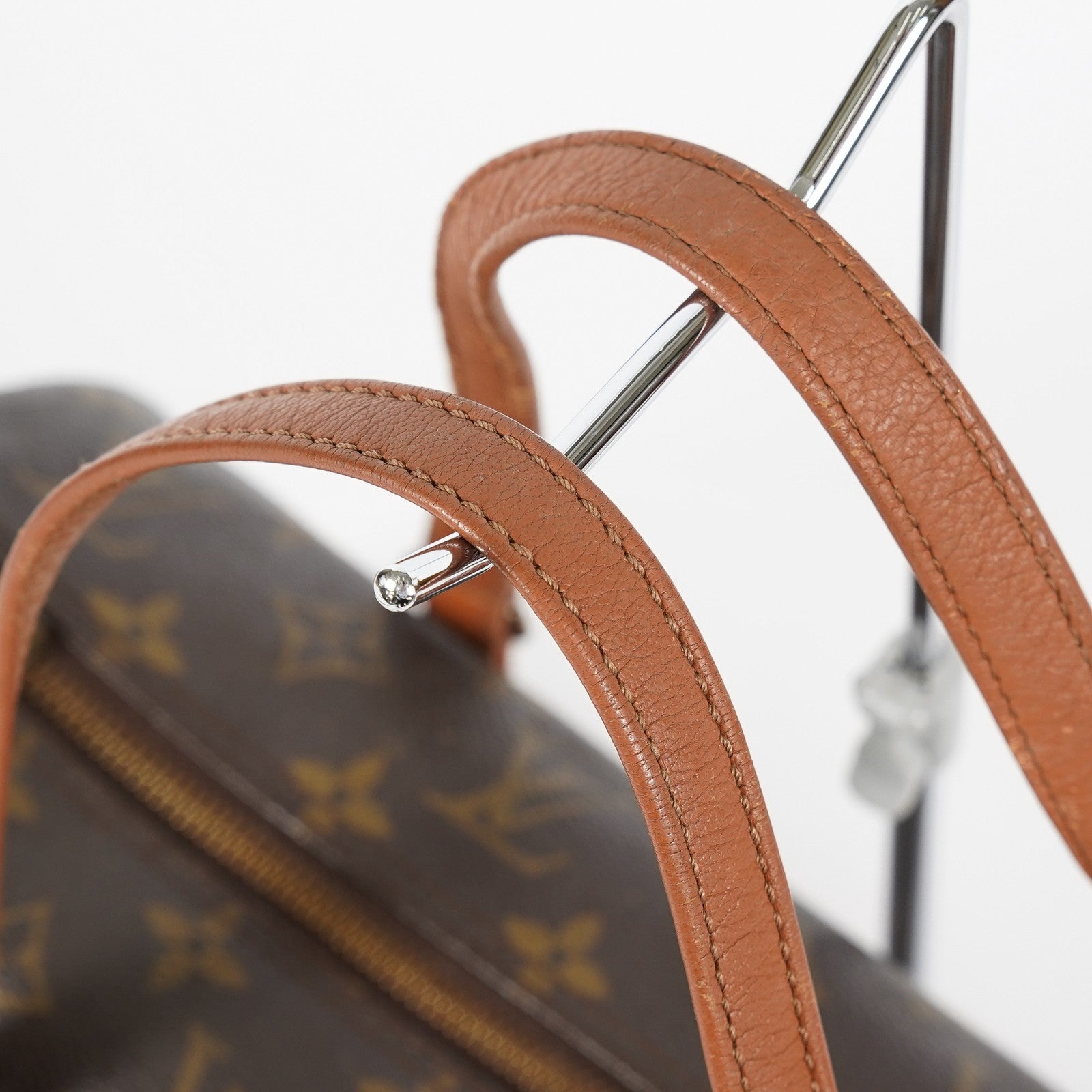 Louis Vuitton Papillon 30 Used Monogram Brown Canvas Handbag M51385 07E445390012