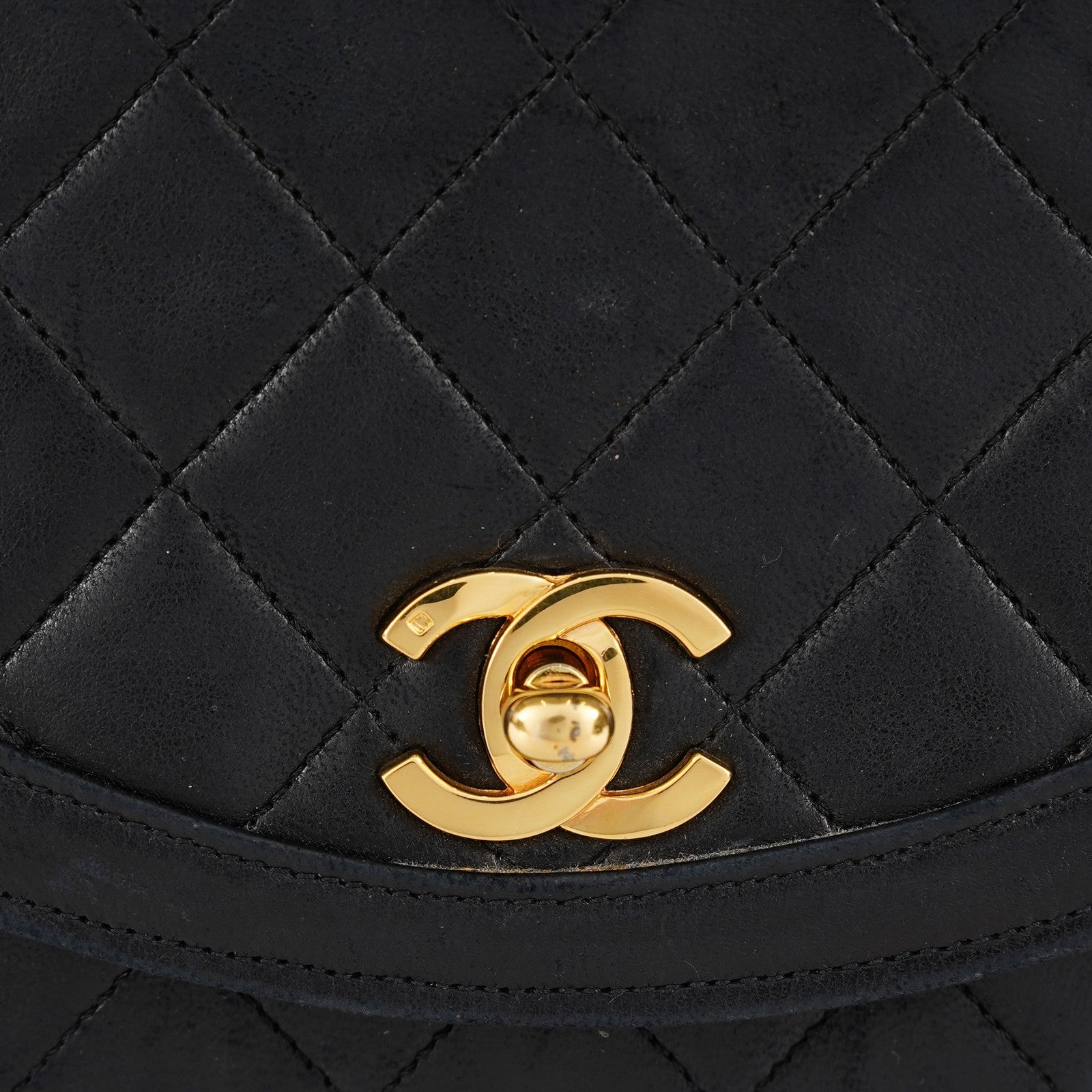 Chanel Matelasse Half Moon Flap Bag 25cm Black Quilted Chain Used 08E0717270006
