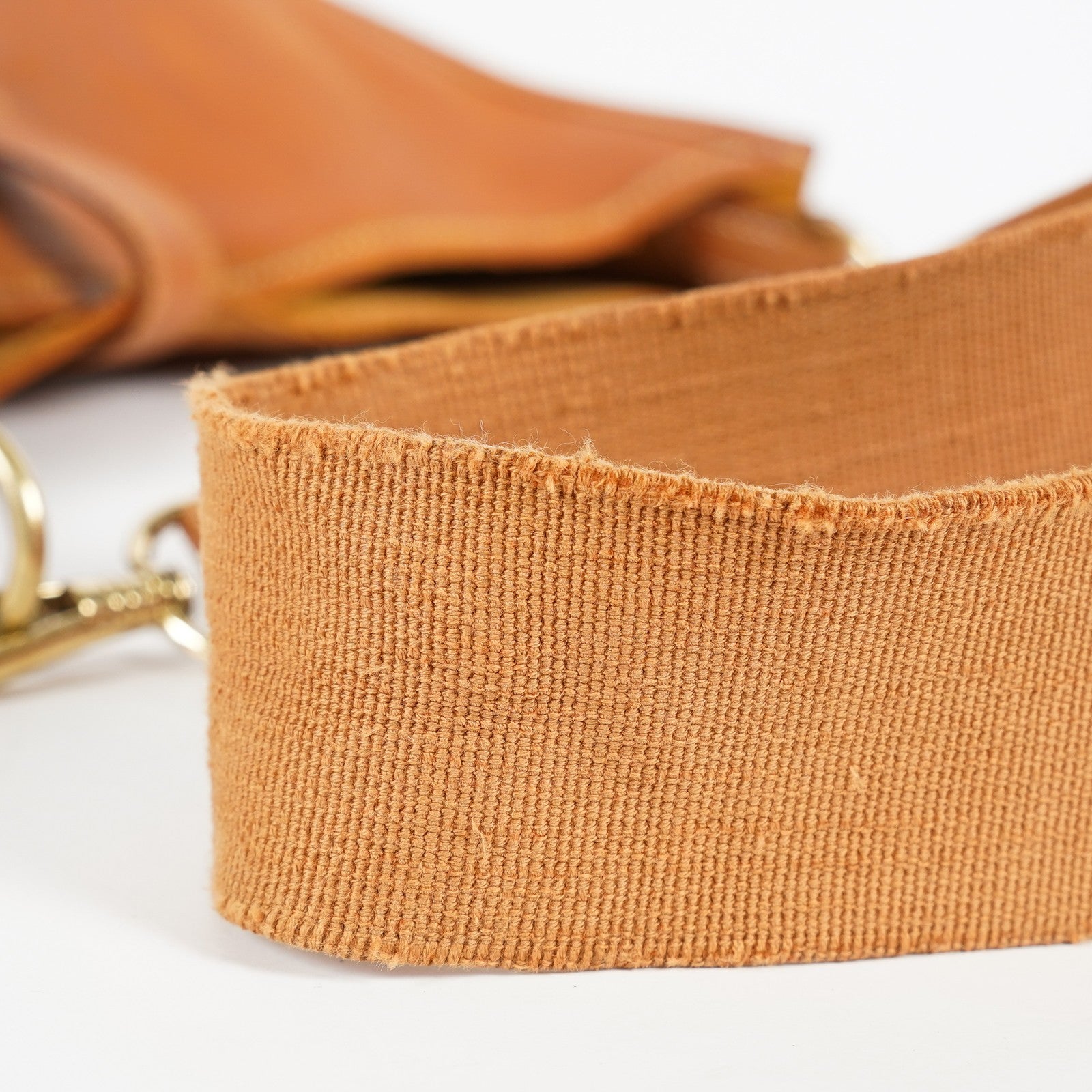 Hermes Evelyne PM Shoulder Crossbody Bag Gold Tan Clemence Leather 07E1311440010