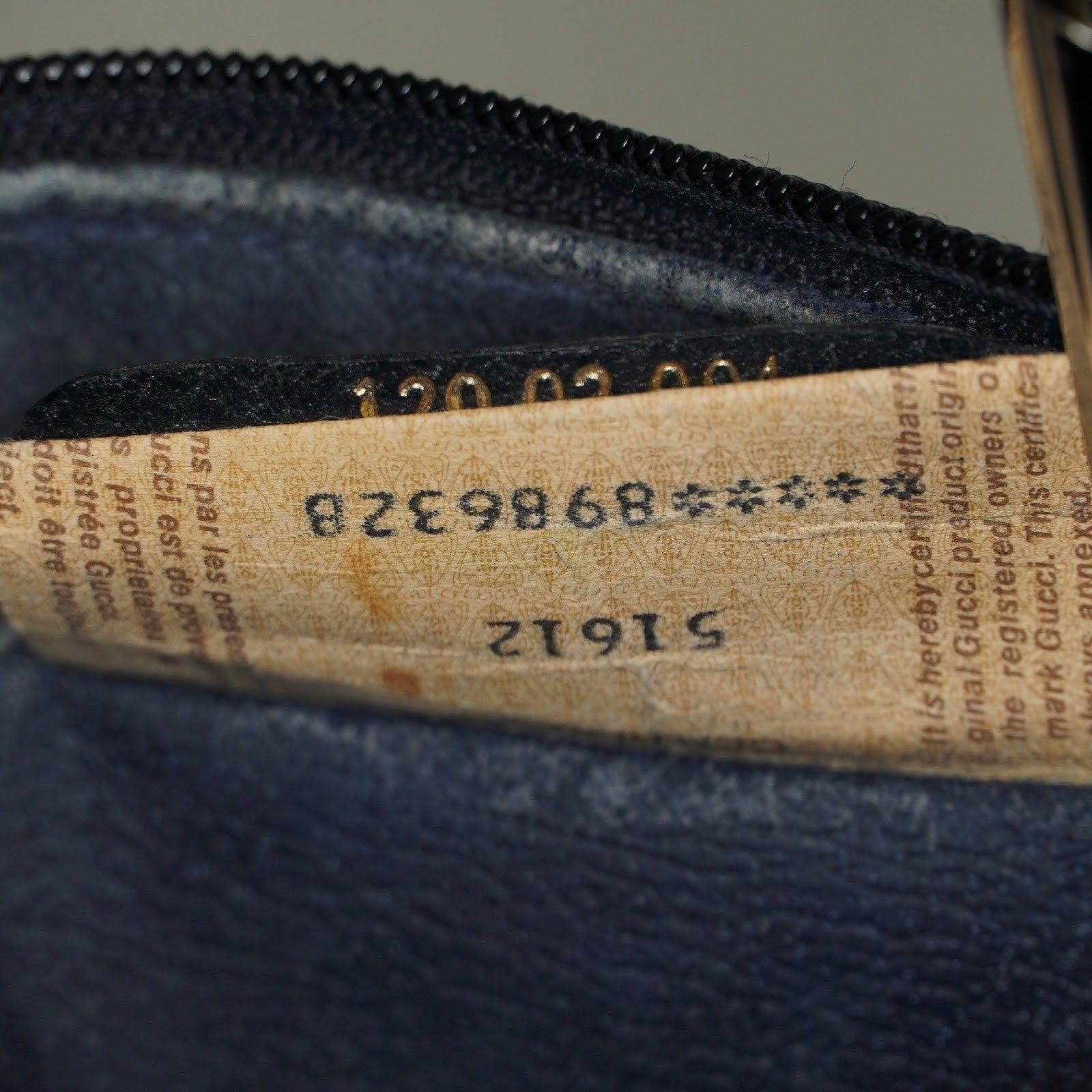 GUCCI Sherry Line GG Supreme Shoulder Bag Navy Crossbody Vintage 08E242640010