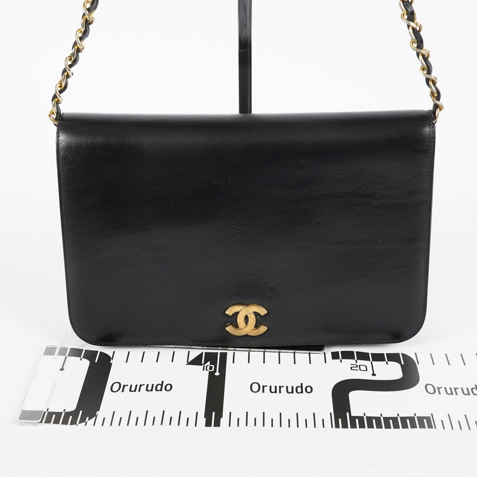 Chanel Calfskin Flap Chain Shoulder Bag 25cm Black Used Vintage CC 08E1011440006