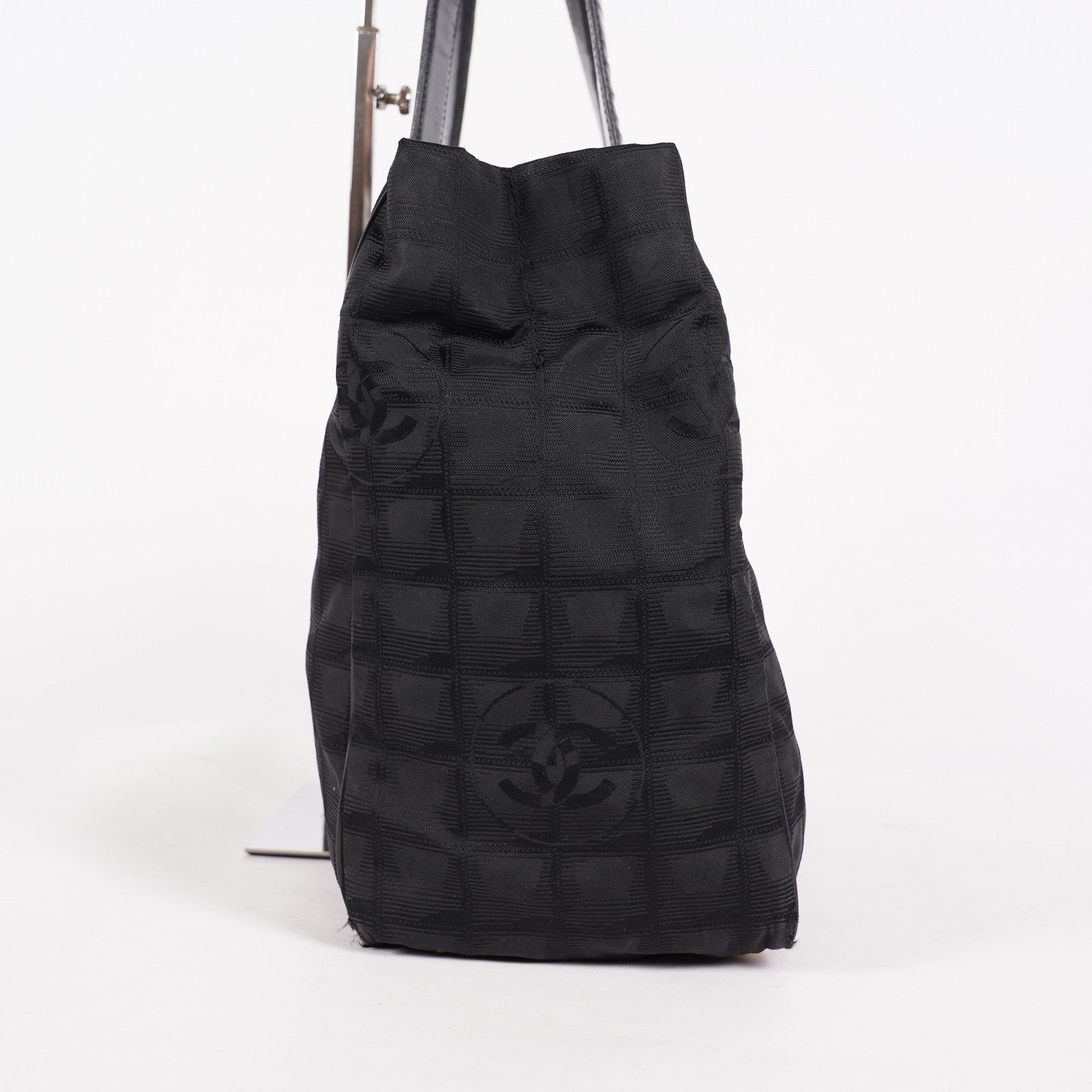 Chanel Old Travel Line Tote MM Black Nylon Shoulder Bag CC Used 06E111155030