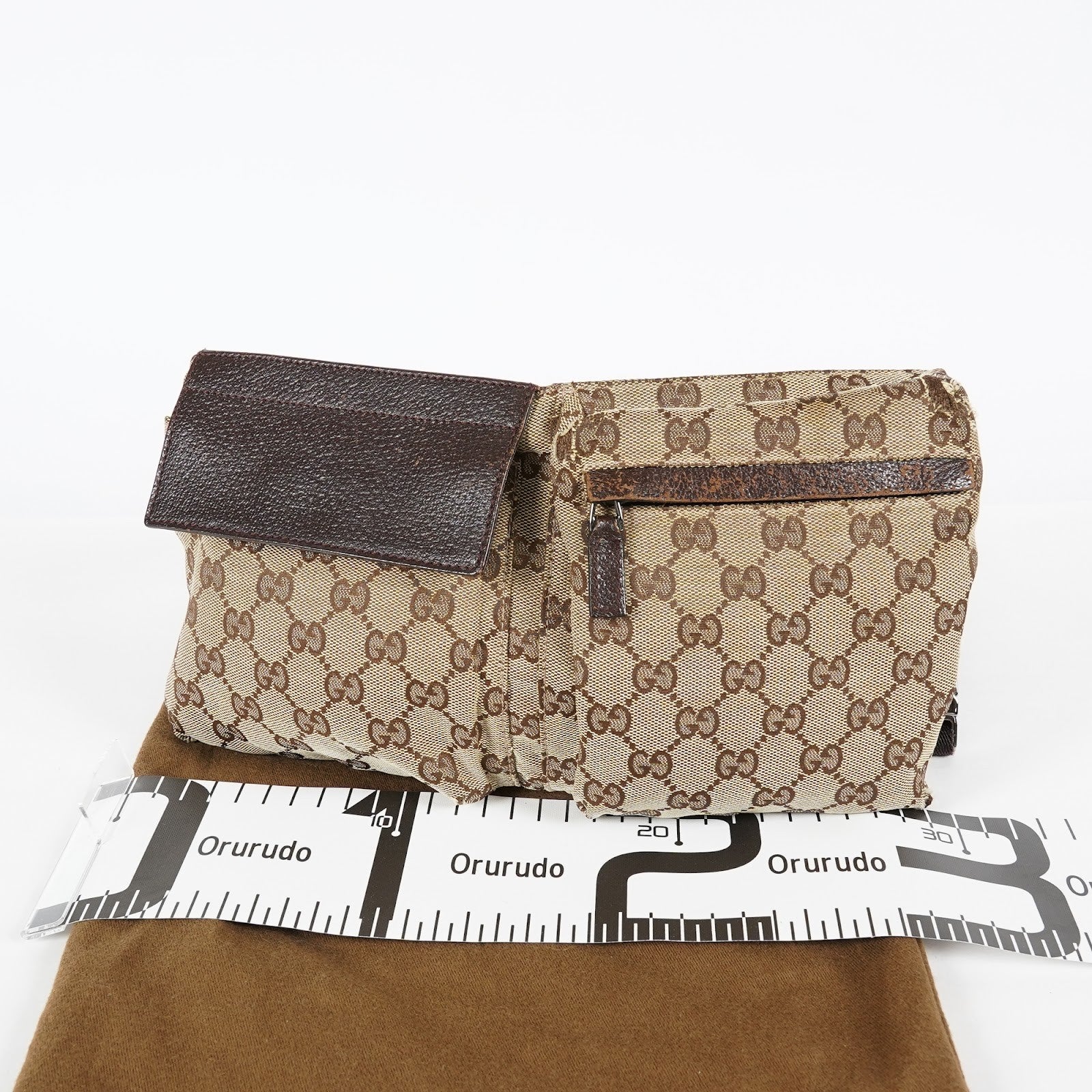 GUCCI GG Canvas Waist Belt Body Bag Beige Brown Vintage Used Womens 08E141870008