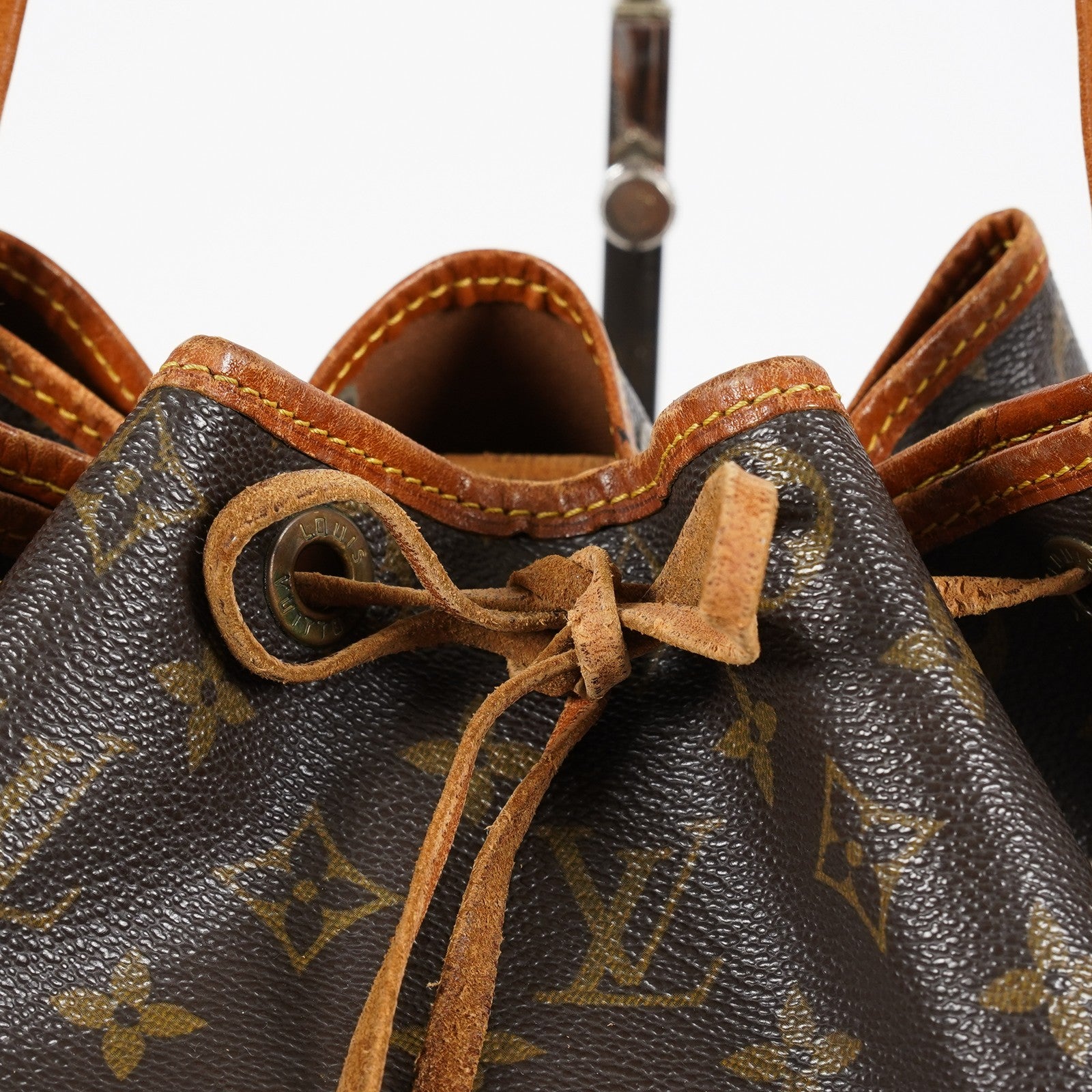 Louis Vuitton Noe GM M42224 Monogram Canvas Brown Used Bucket Bag 08A094576003