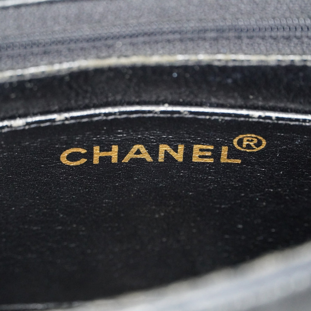 Chanel Diana 22 Flap Bag Black Lambskin Chain Shoulder Bag 09E0130470011