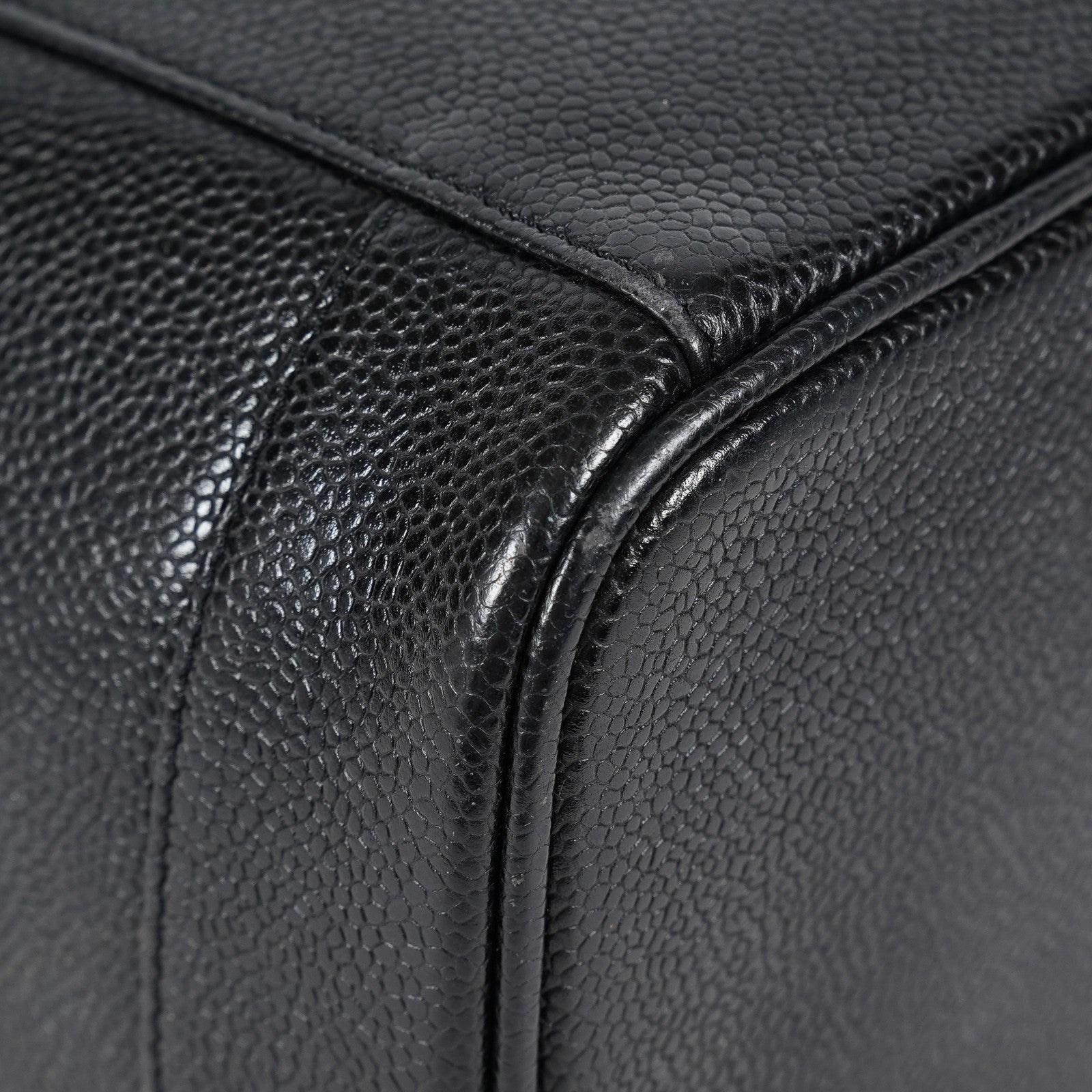 Chanel Caviar Skin CC Vanity Bag 16cm Black Leather Vintage Used 07E016820029