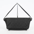 Gucci GG Canvas Boat Pochette Black Shoulder Pouch Bag Vintage Used 08E052090002